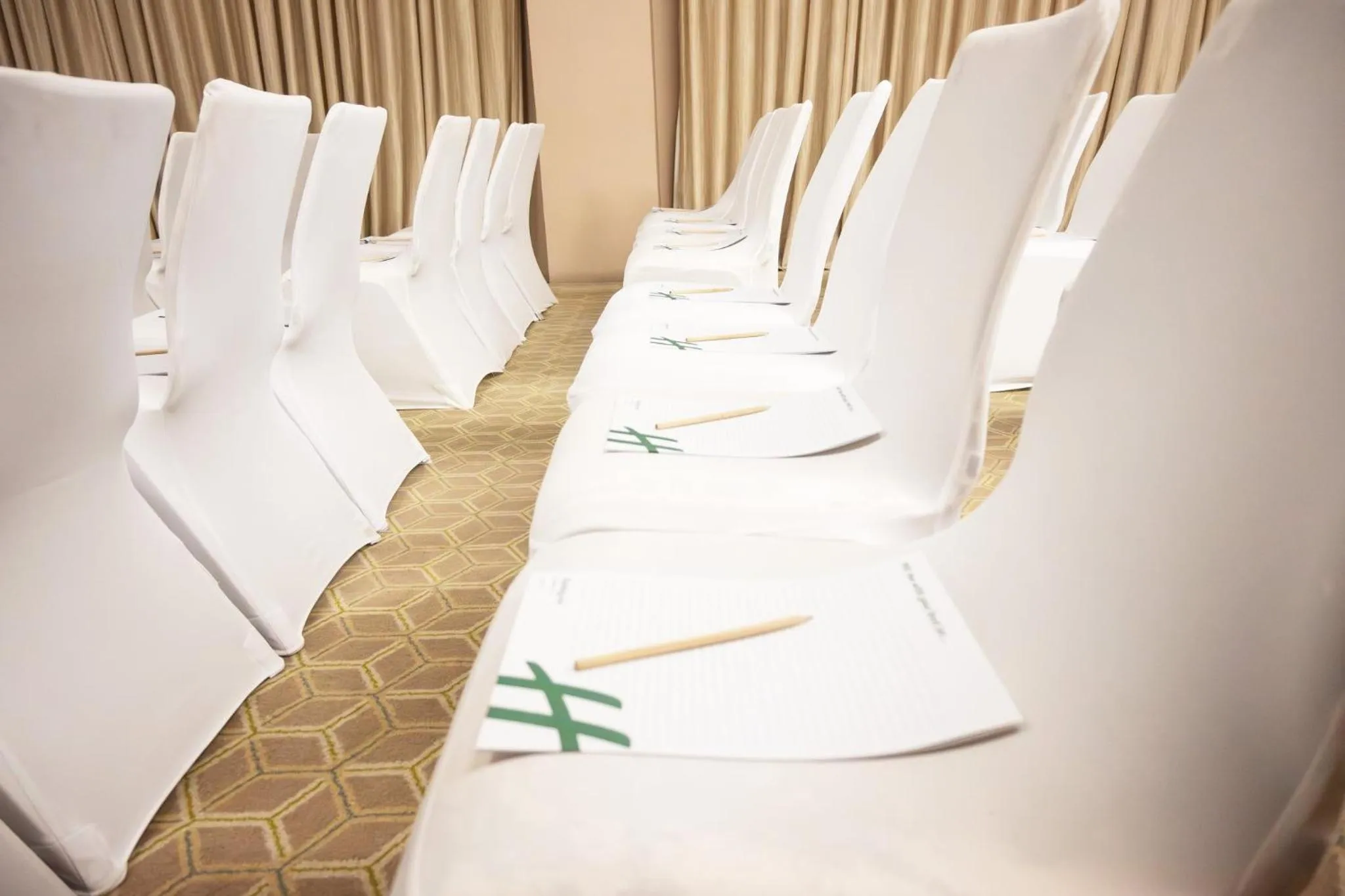 Meeting/conference room in Holiday Inn Mauritius Mon Trésor by IHG