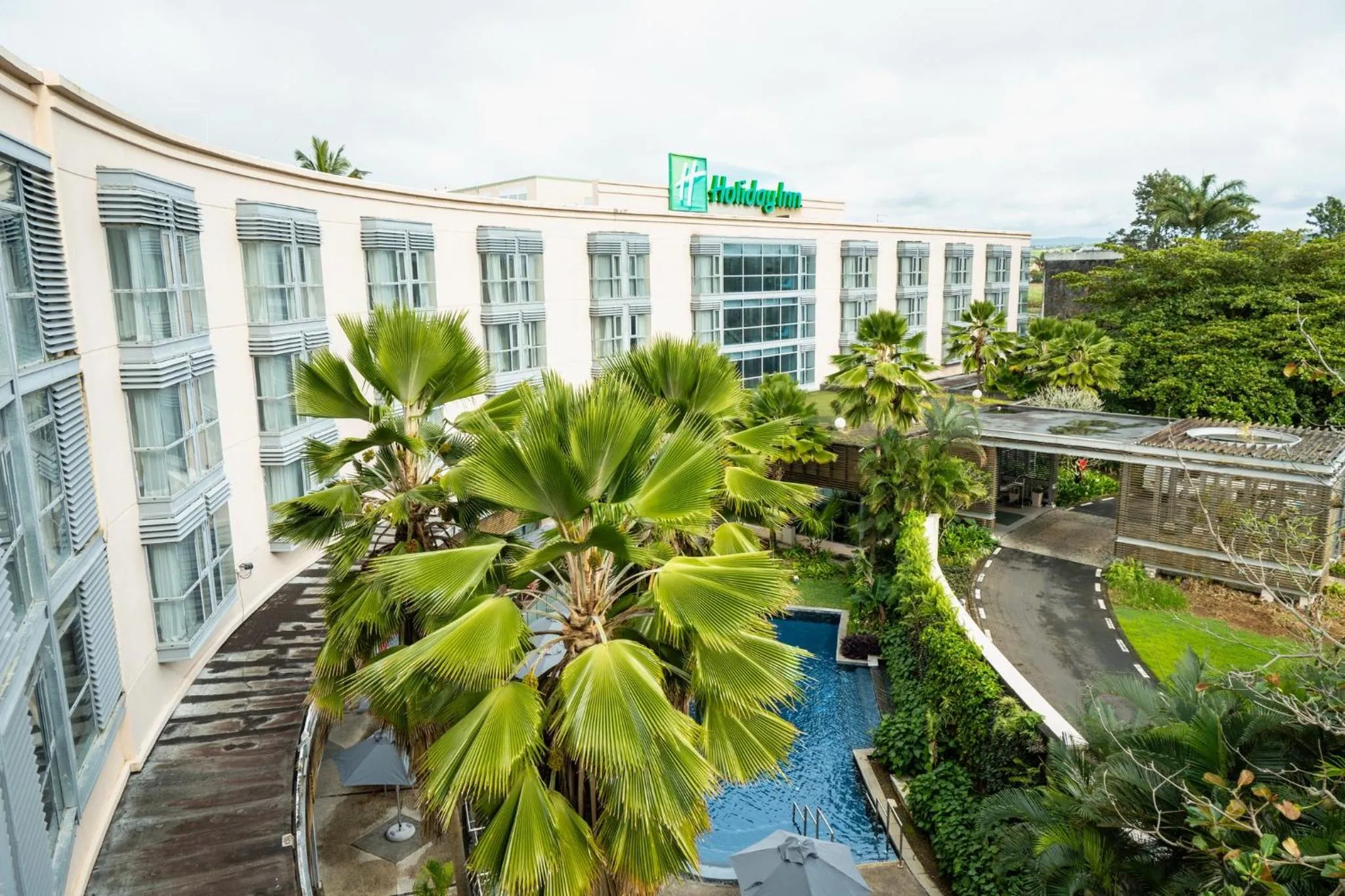 Swimming pool in Holiday Inn Mauritius Mon Trésor by IHG