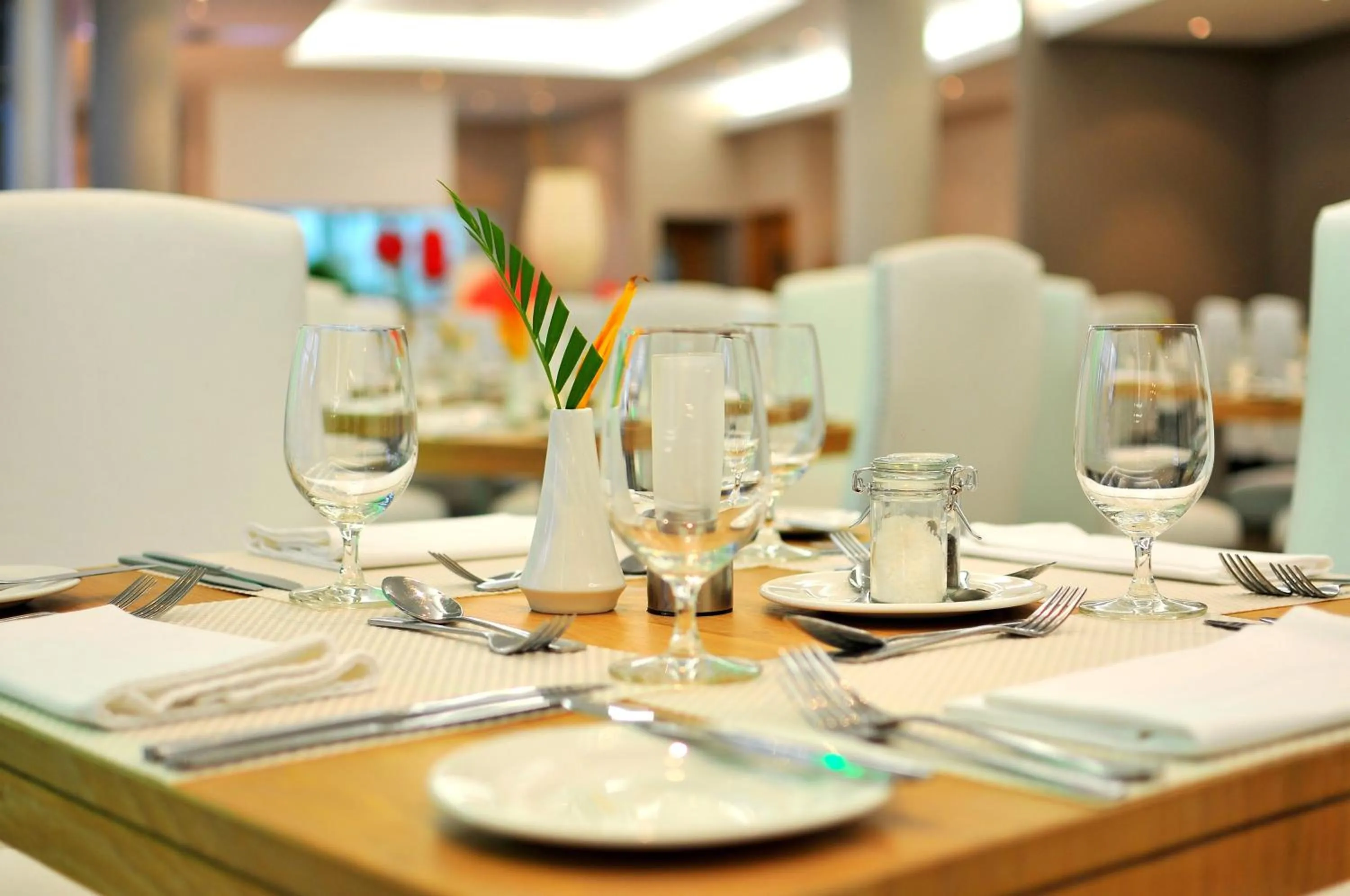 Restaurant/places to eat in Holiday Inn Mauritius Mon Trésor by IHG