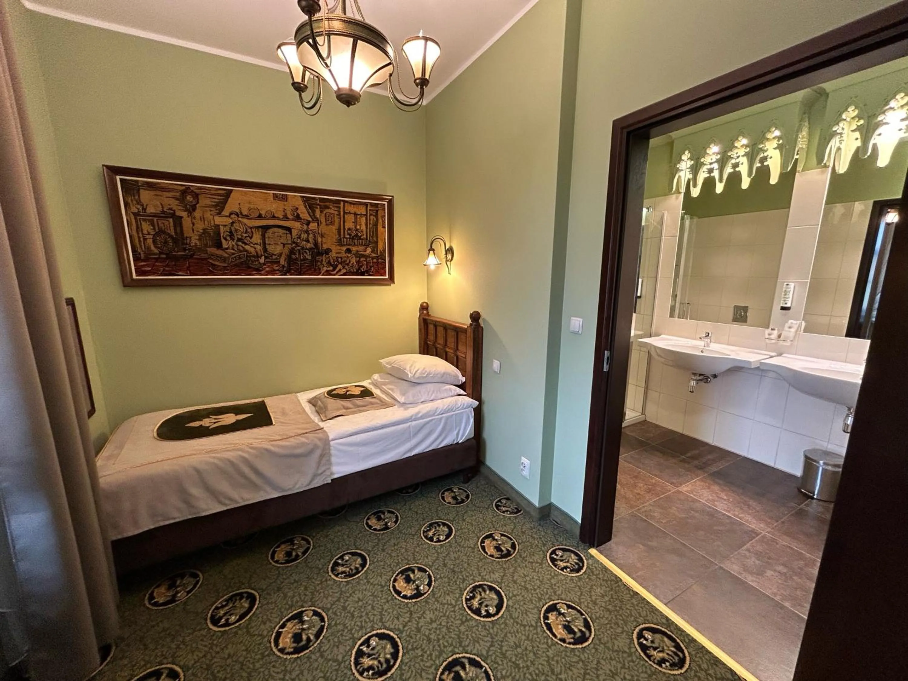 Photo of the whole room, Bed in Hotel Zamek Ryn