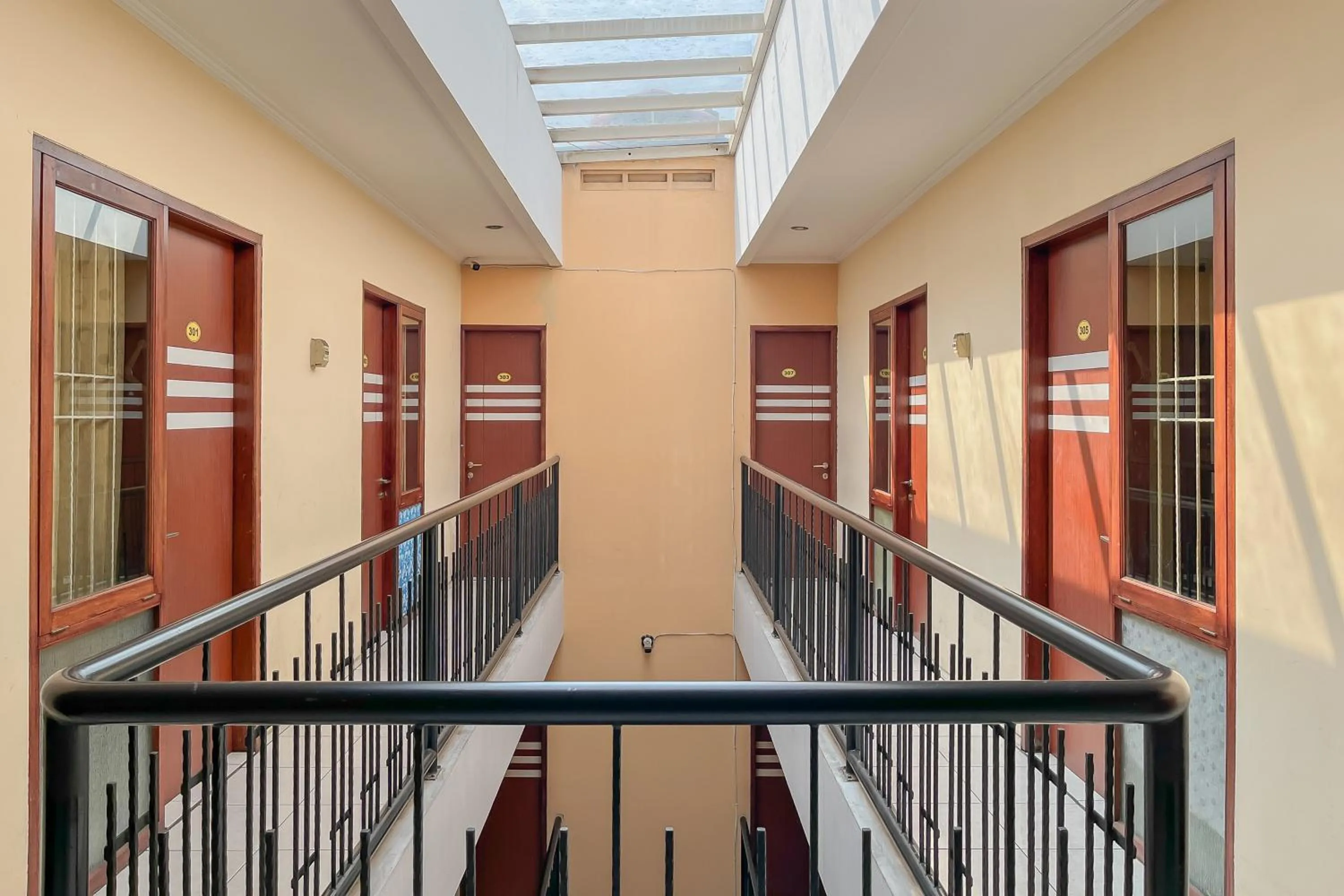 Property building in Pondok Metro RedPartner