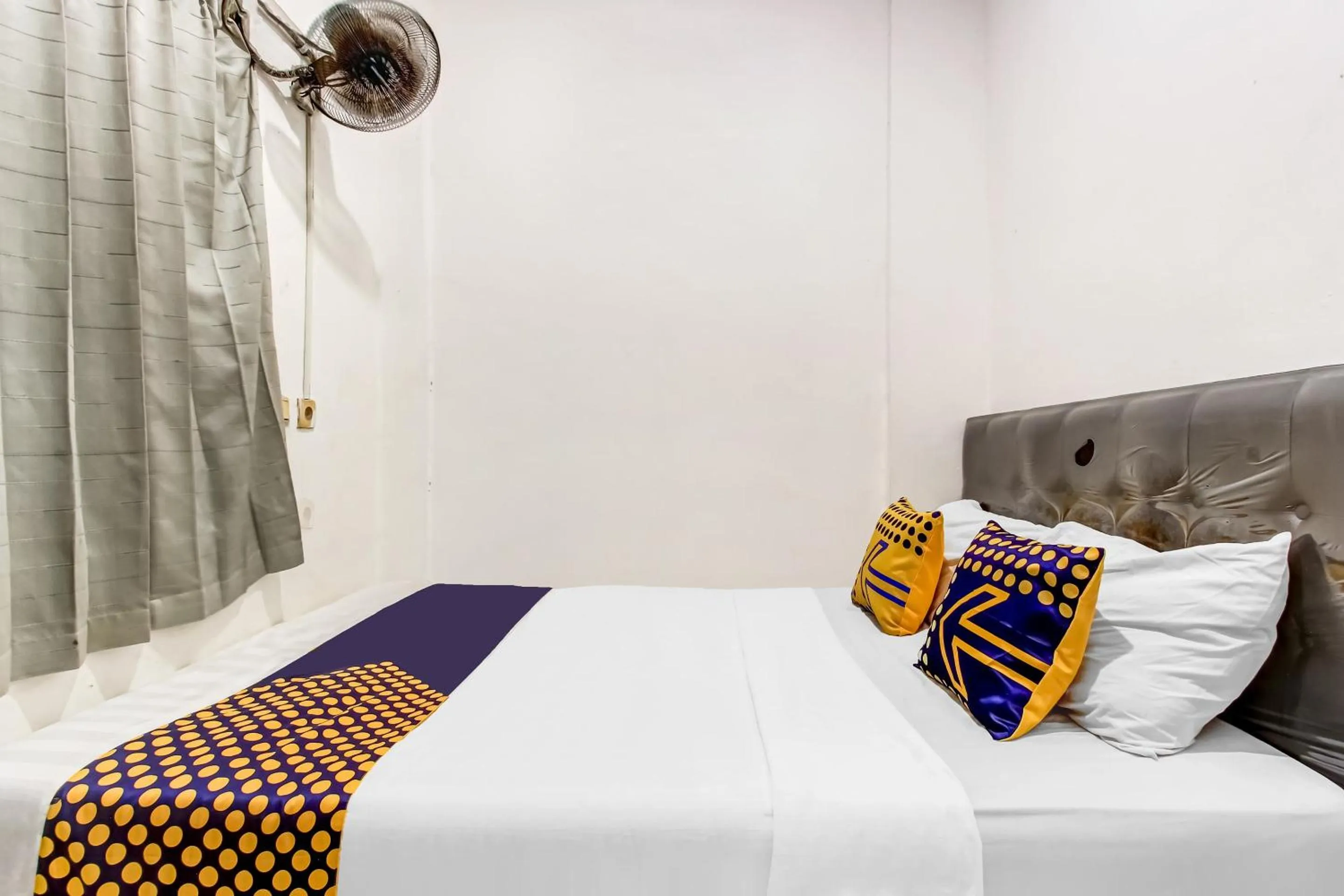 Bedroom, Bed in OYO Life 91374 Asia Stay Semarang Syariah