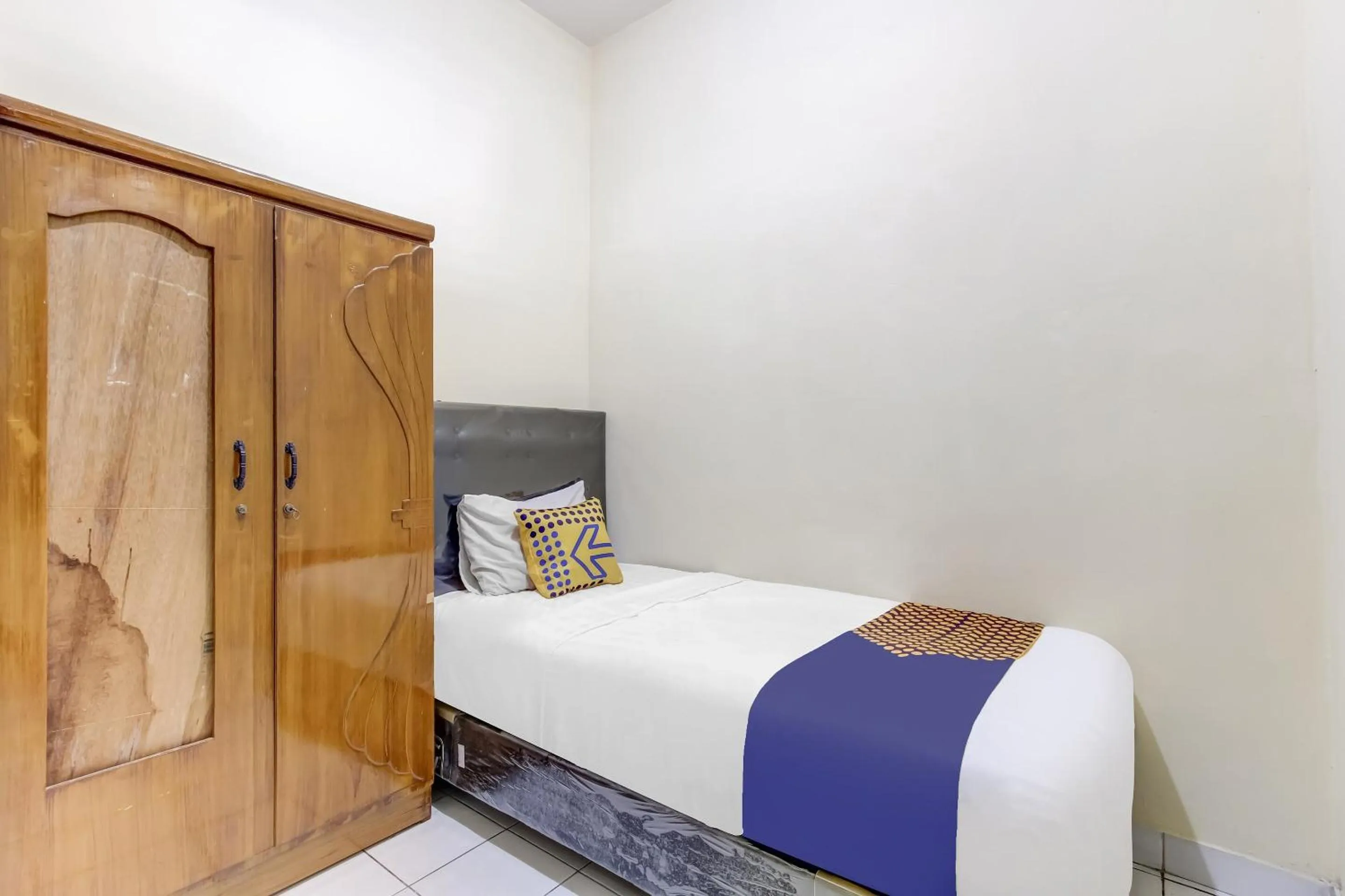 Bedroom, Bed in OYO Life 91374 Asia Stay Semarang Syariah