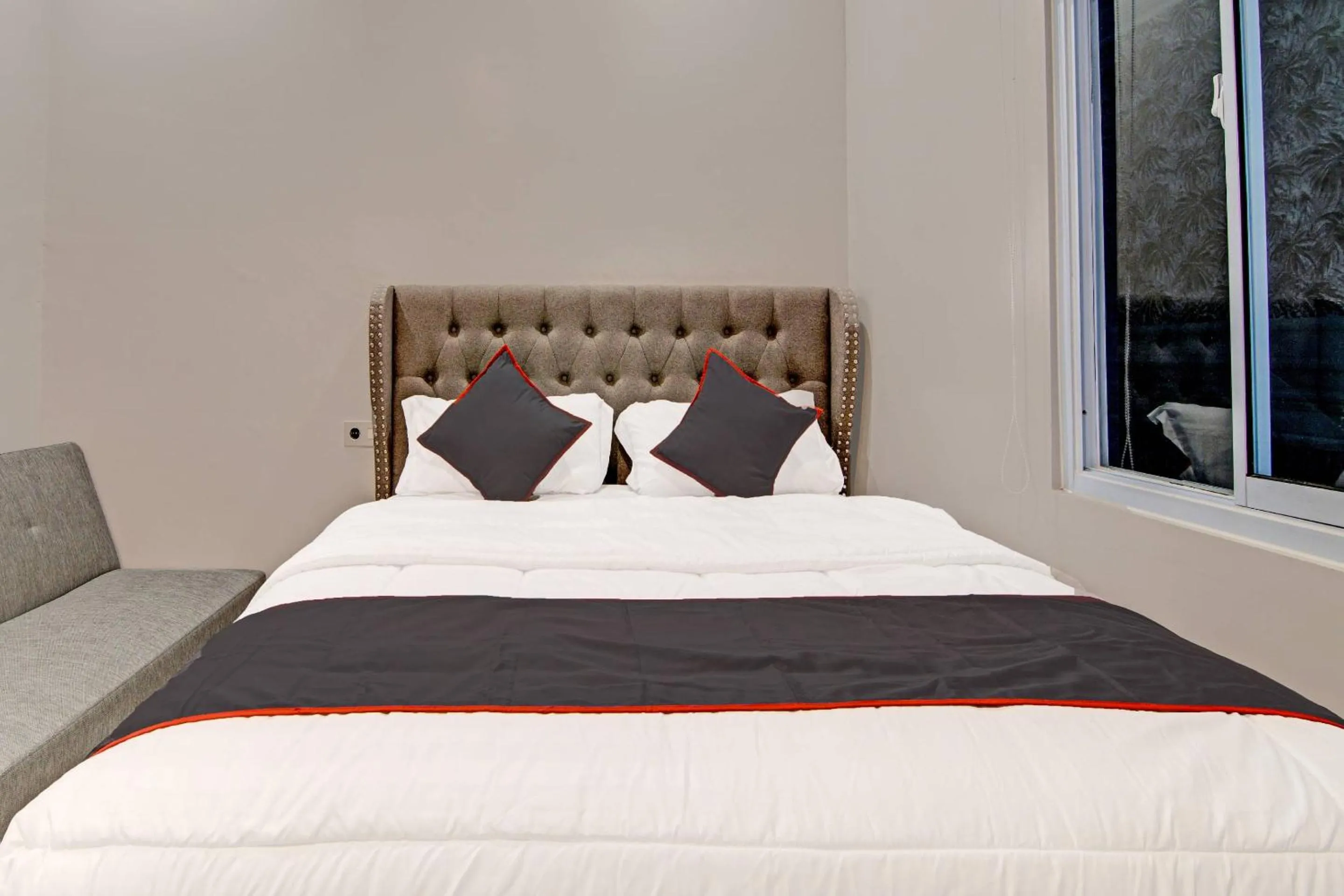 Bedroom in Collection O 91397 Tasqya Costel Syariah