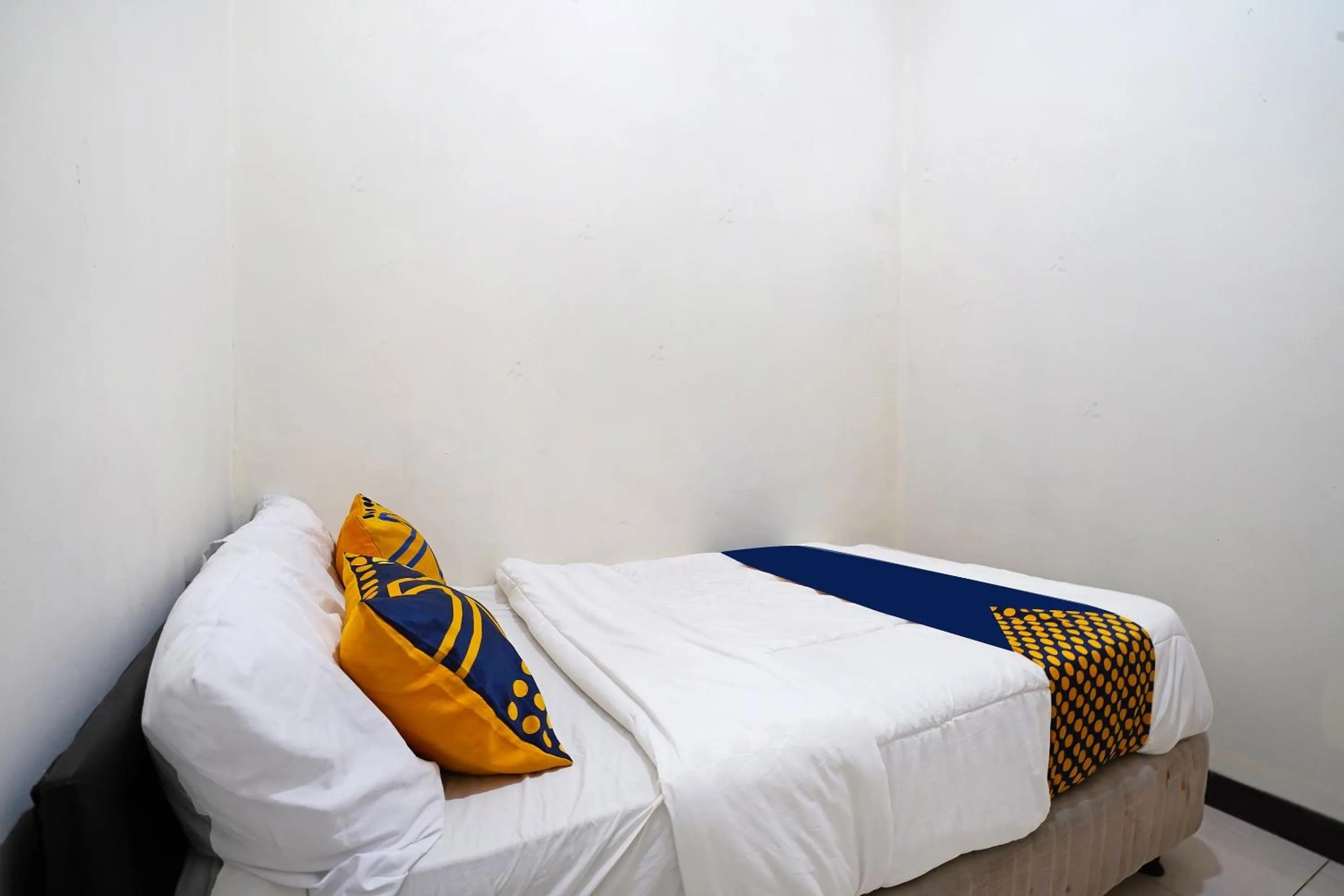 Bedroom in SPOT ON 91394 Pondok Paskal Syariah