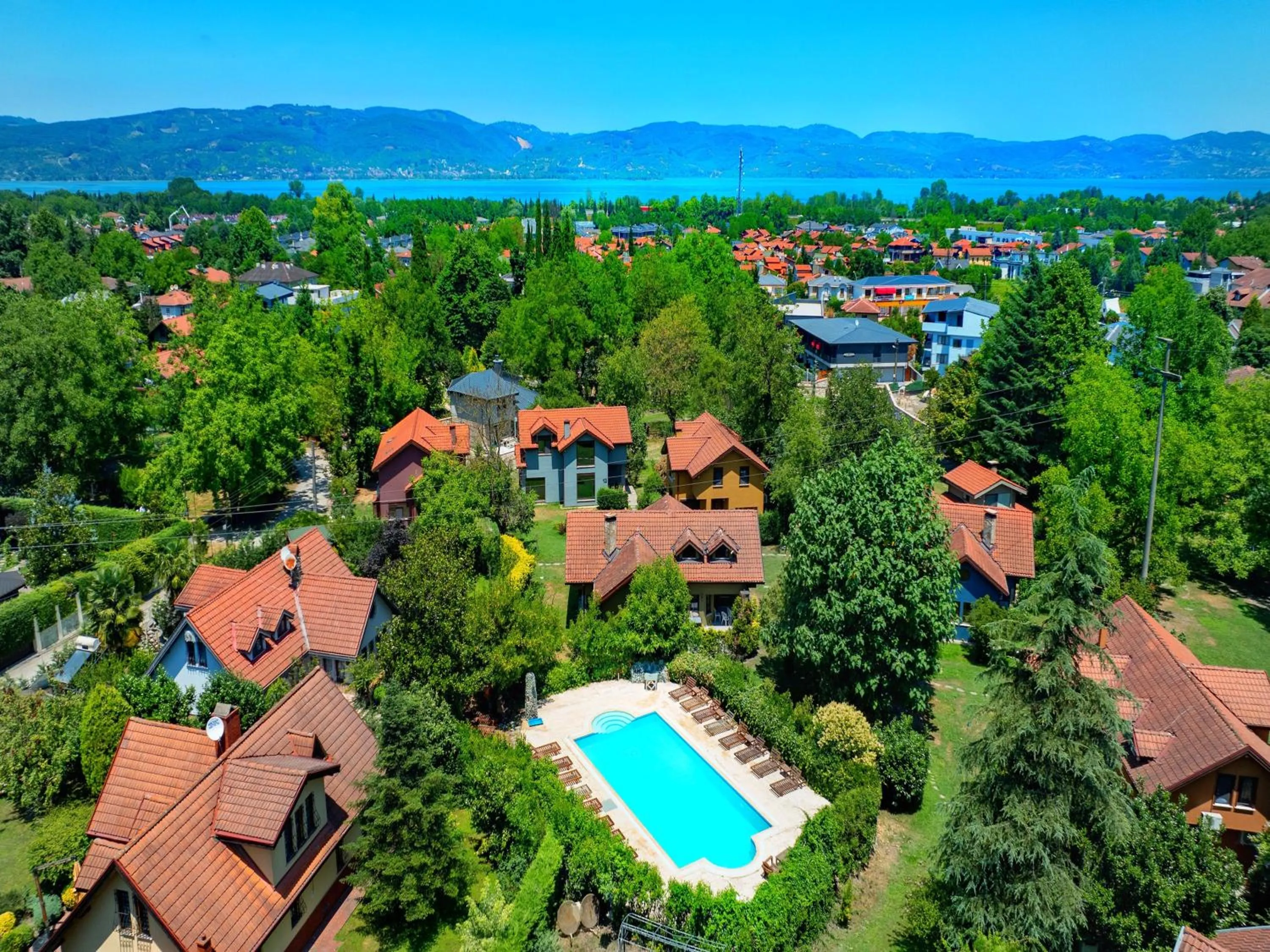 Bird's eye view in Villa Kirkpinar Sapanca