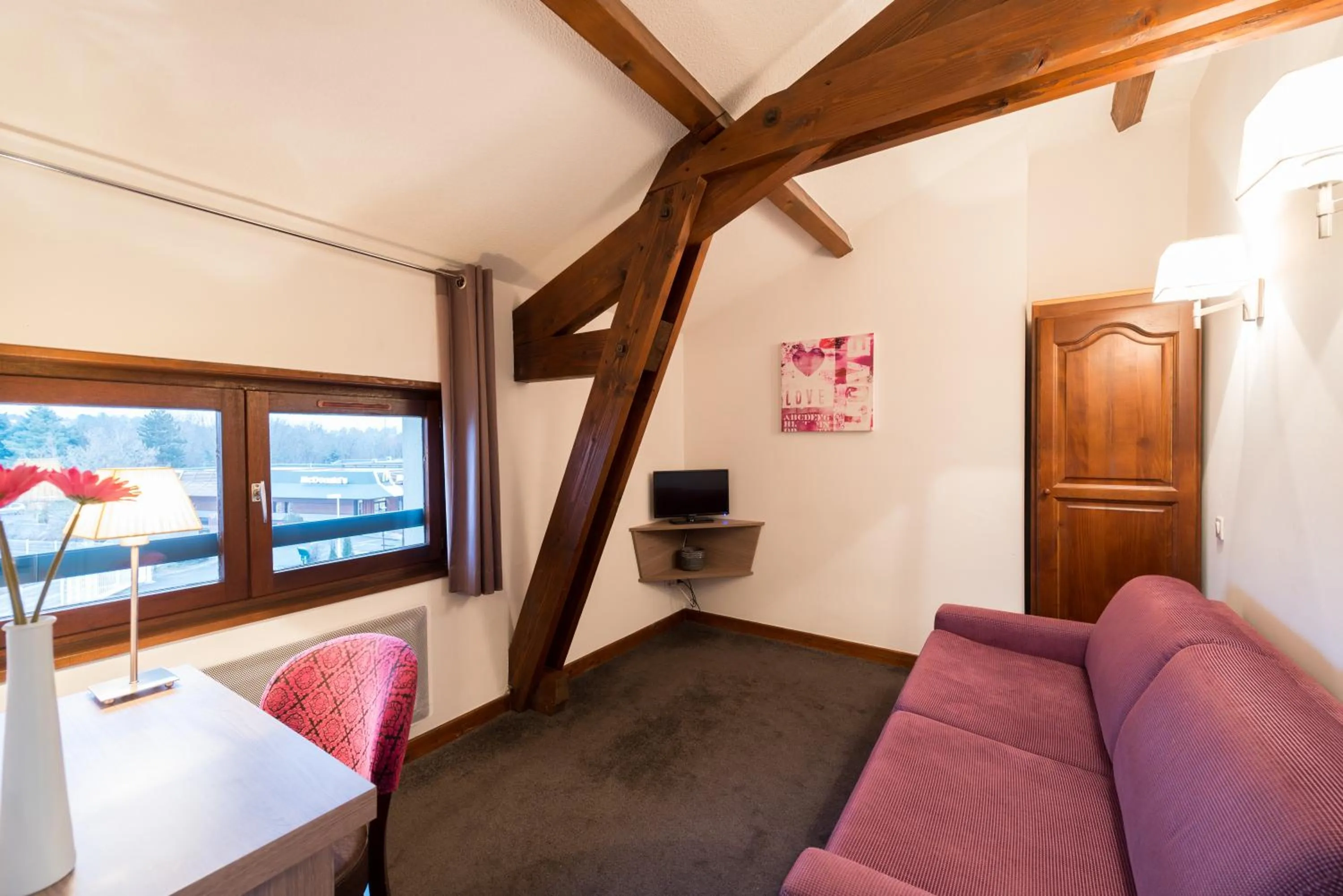 Seating area in La Villa Borgo