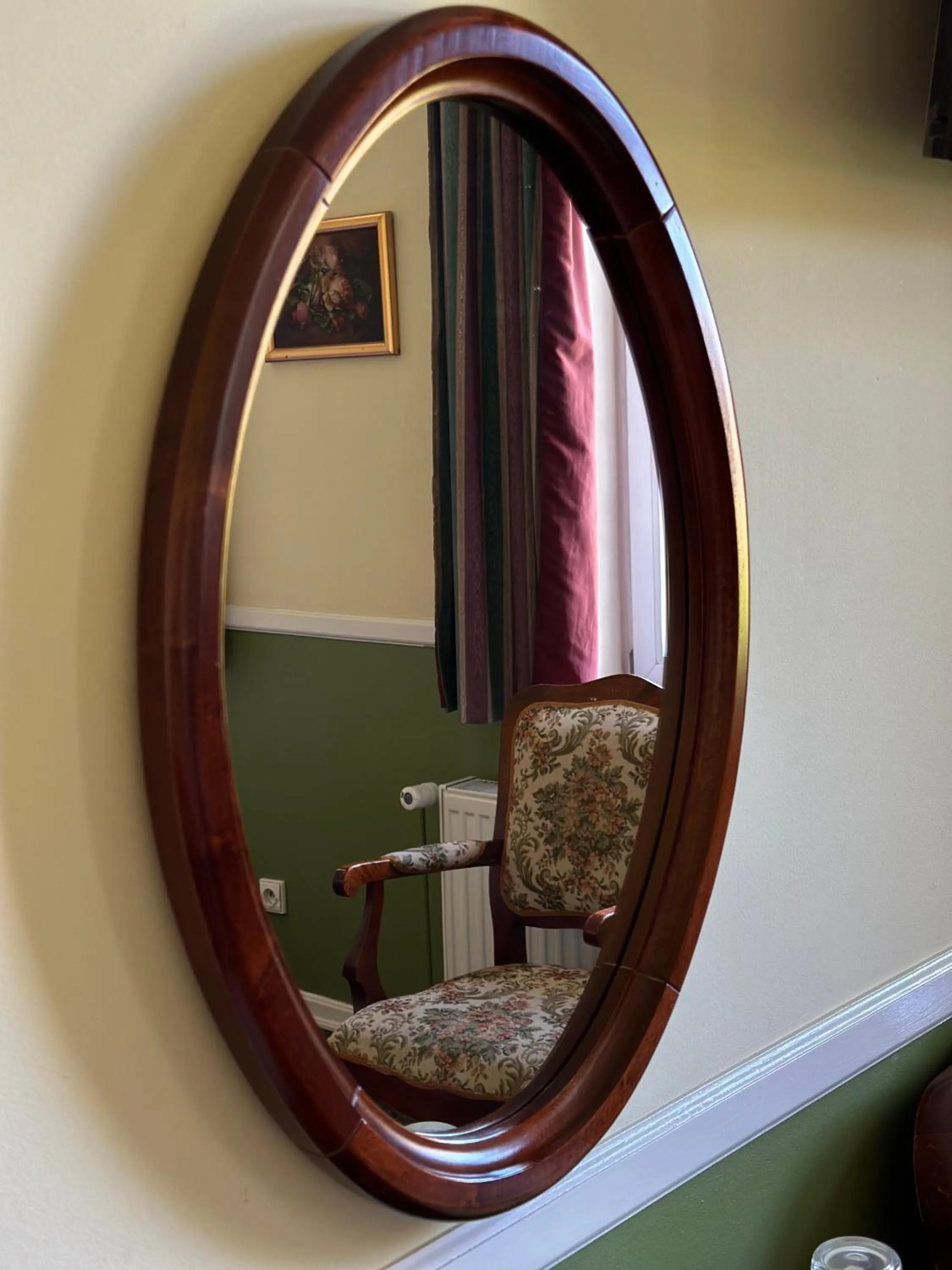 Photo of the whole room in Tuberoza