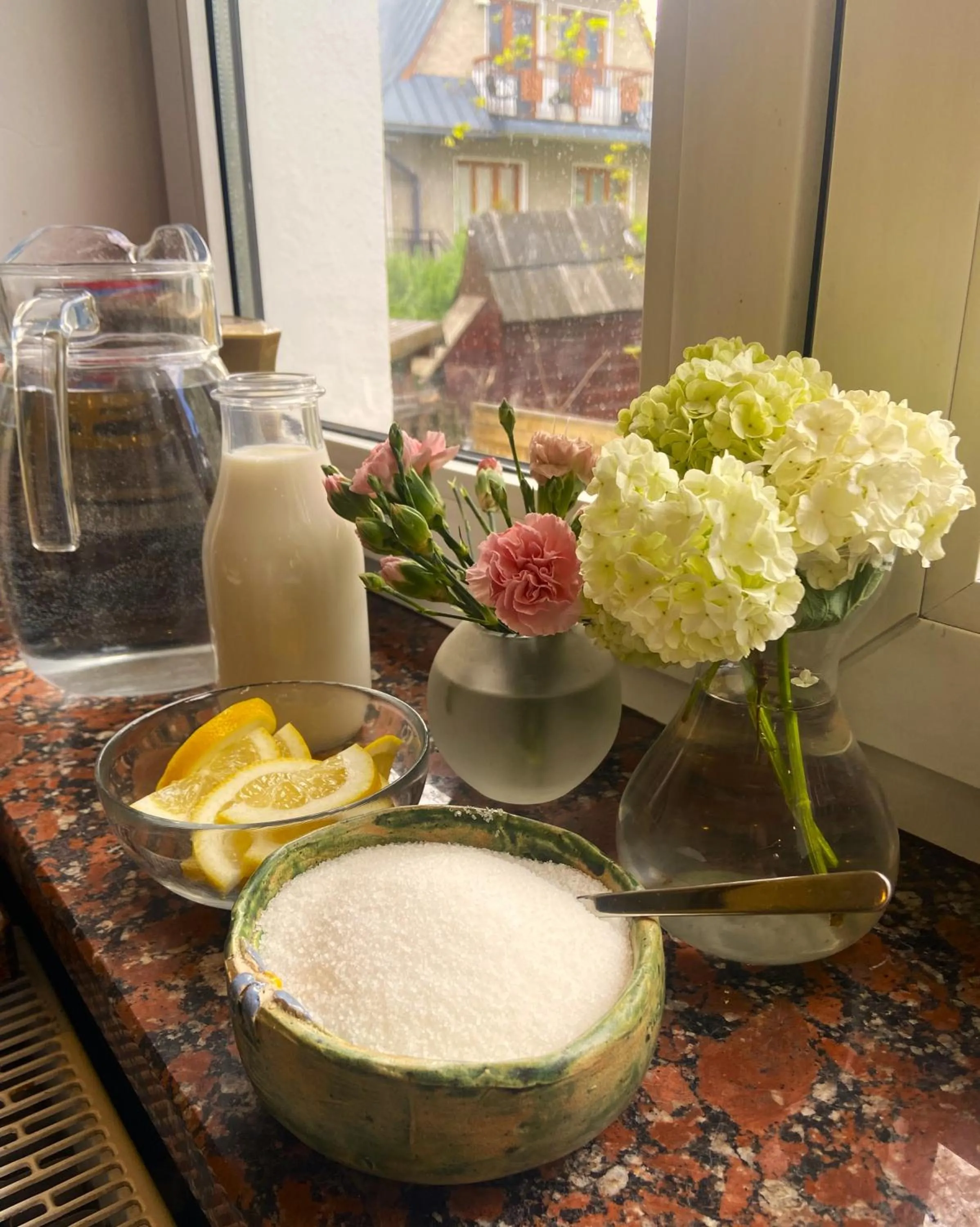 Breakfast in Tuberoza