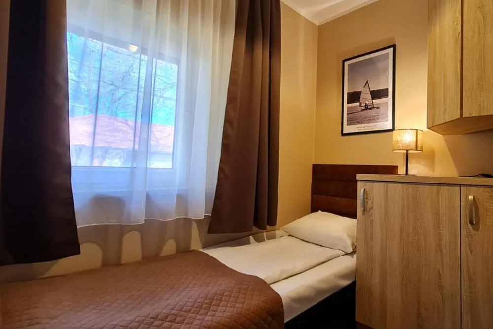 Bed in Hotel Ognisty Ptak
