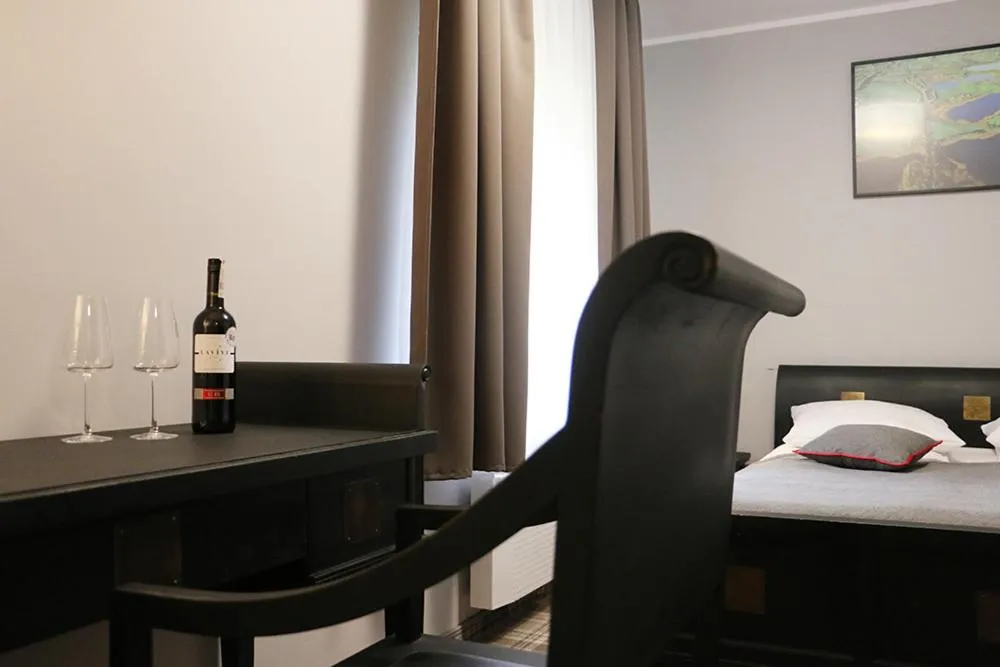 Bed in Hotel Ognisty Ptak