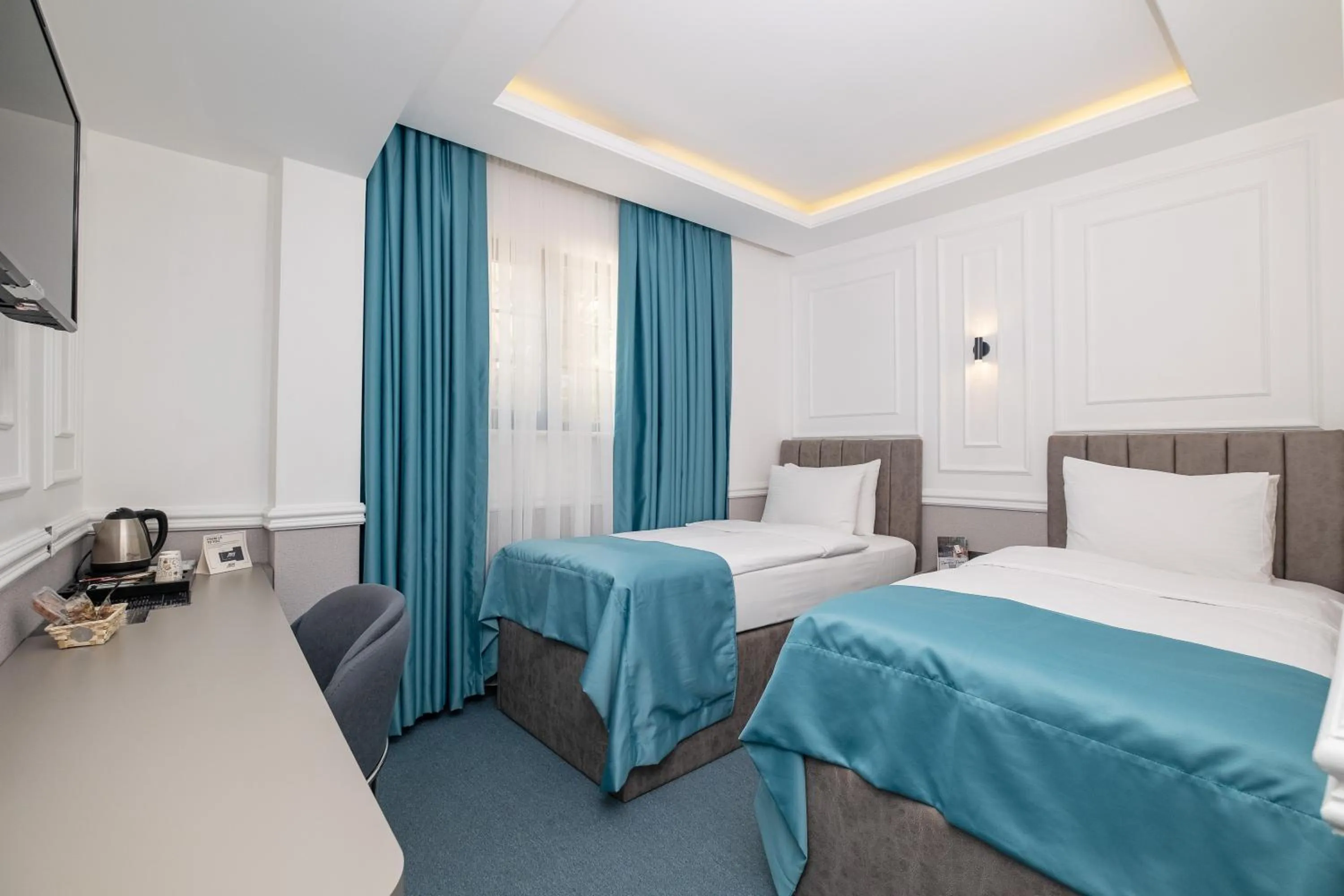 Massage in Askadar May Otel