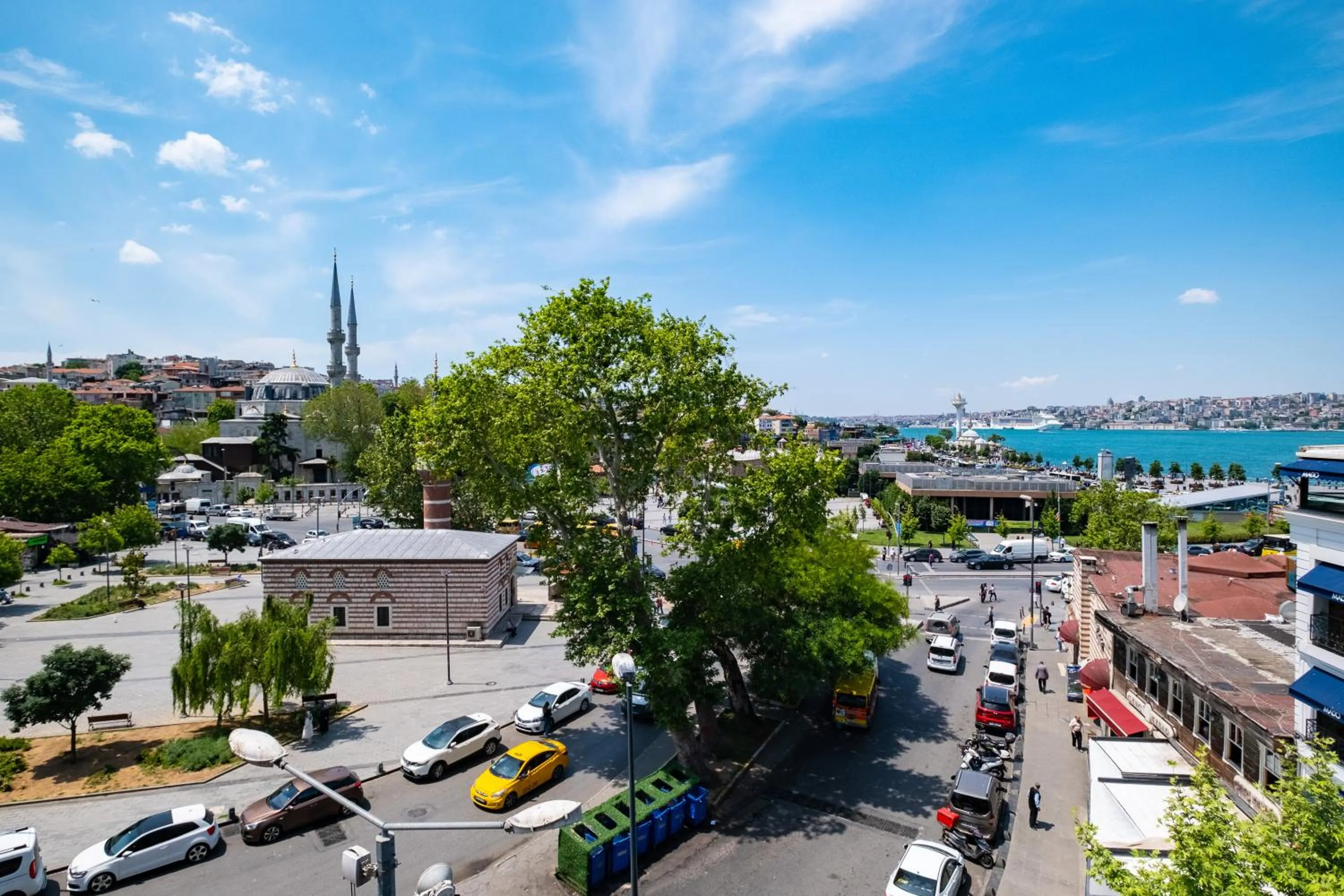 Sea view in Askadar May Otel