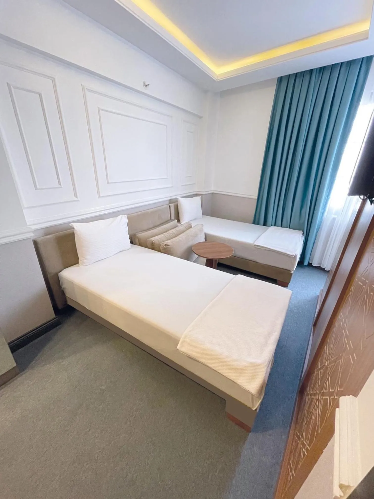 Seating area in Askadar May Otel