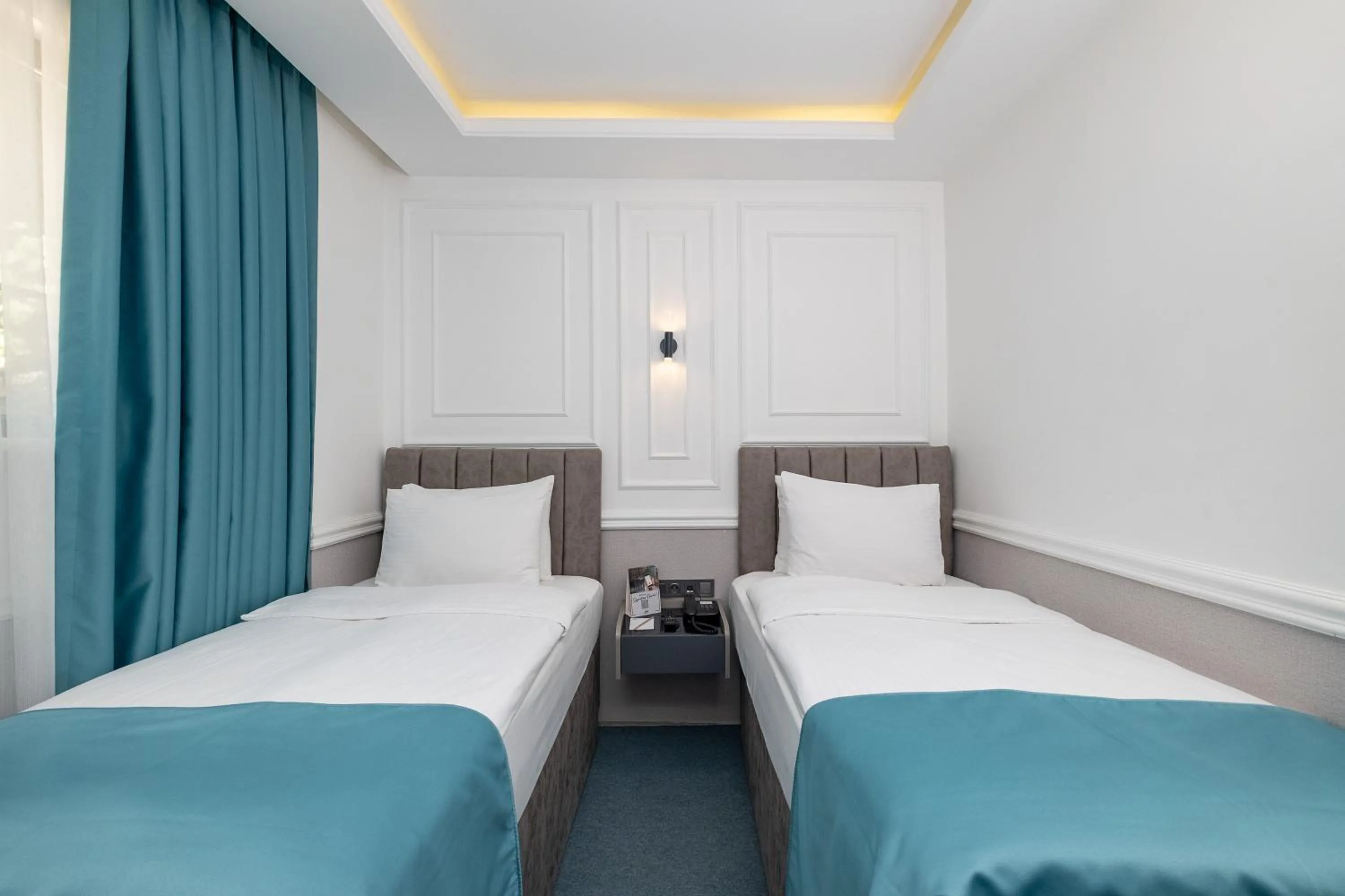 Massage in Askadar May Otel