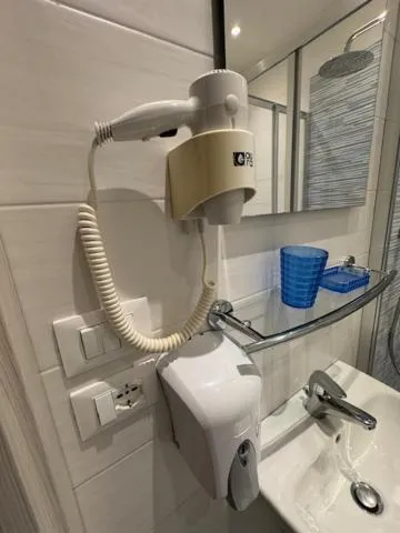 Bathroom in Hotel Jesolo Sand