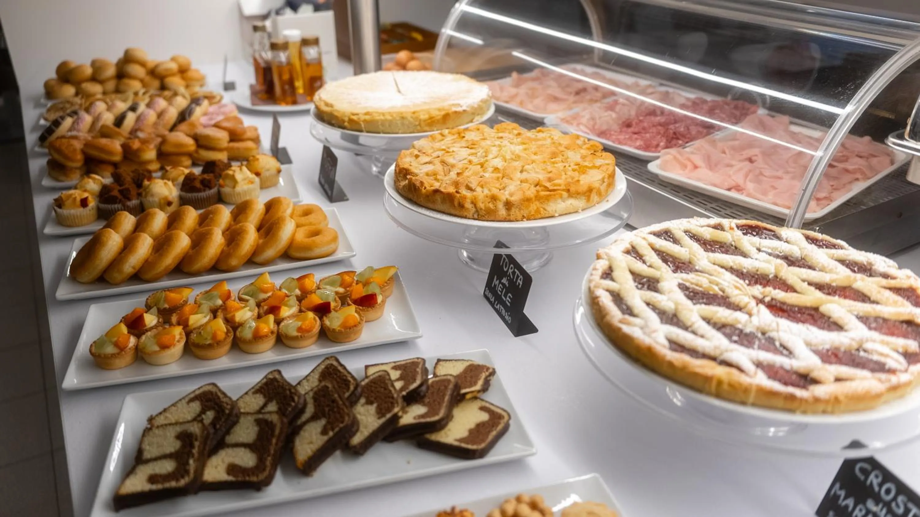 Breakfast in Hotel Jesolo Sand
