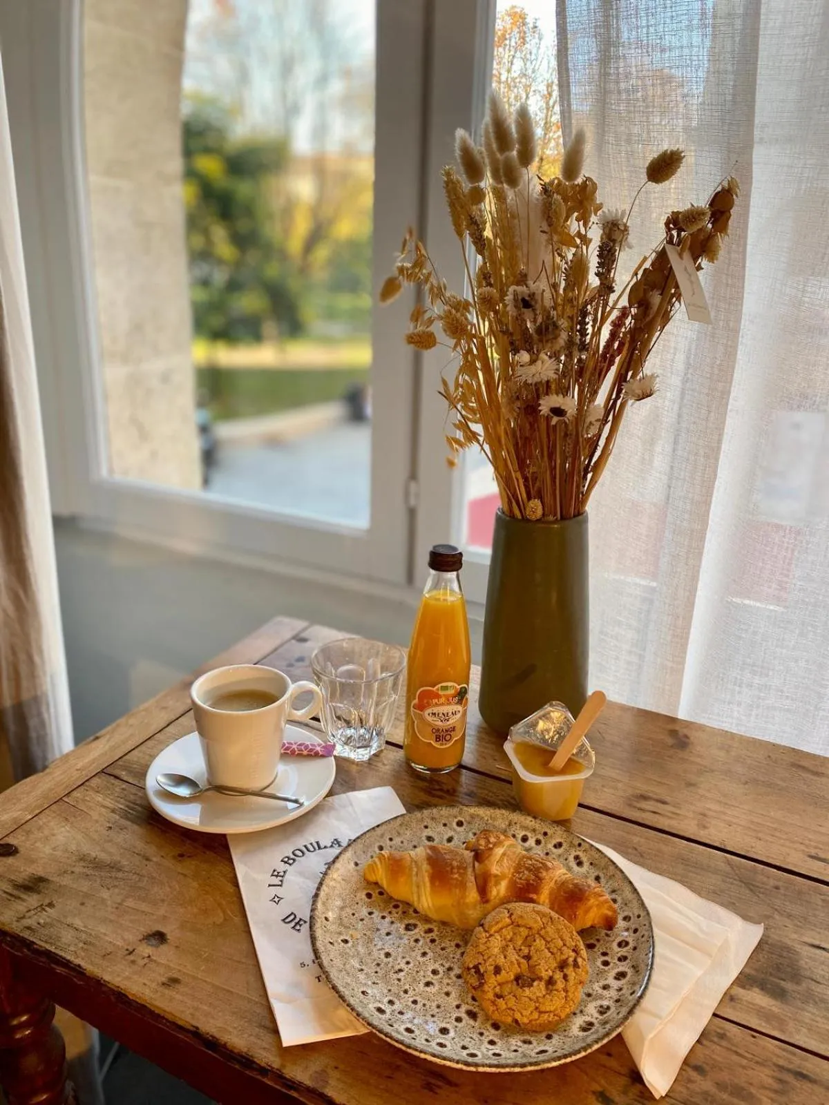 Breakfast in Hôtel Madame