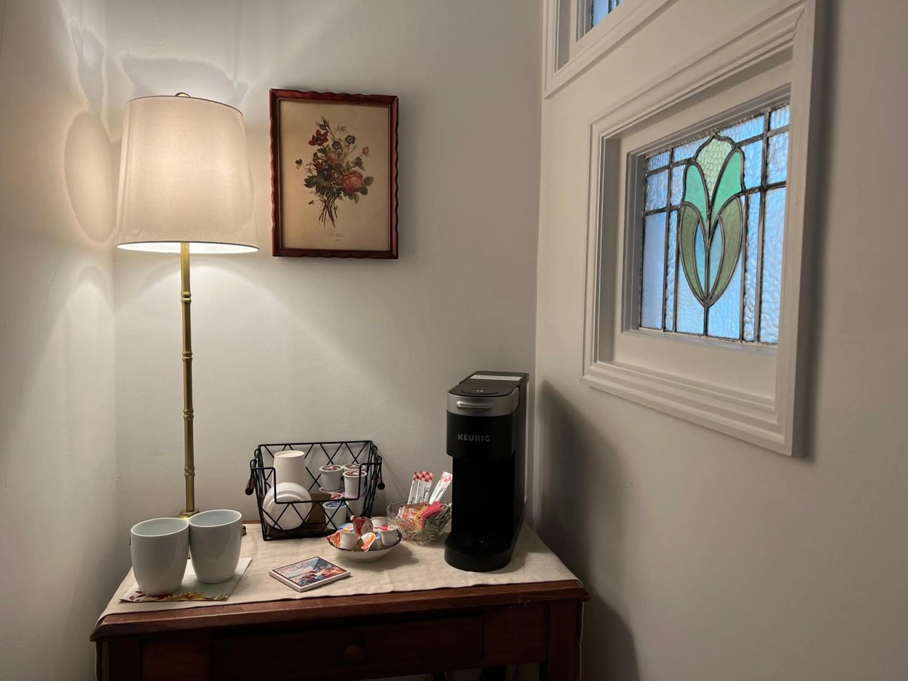 Coffee/tea facilities in Rose Hill Inn