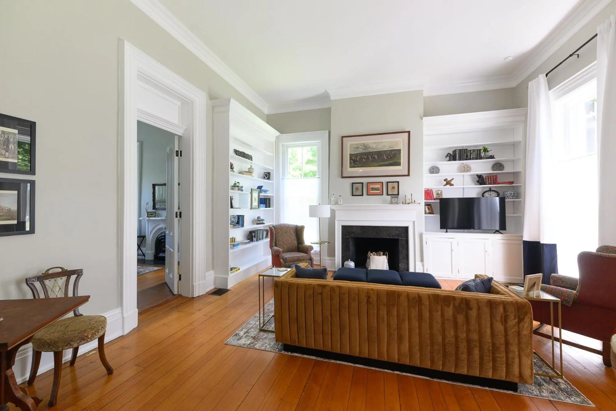 Living room in Rose Hill Inn
