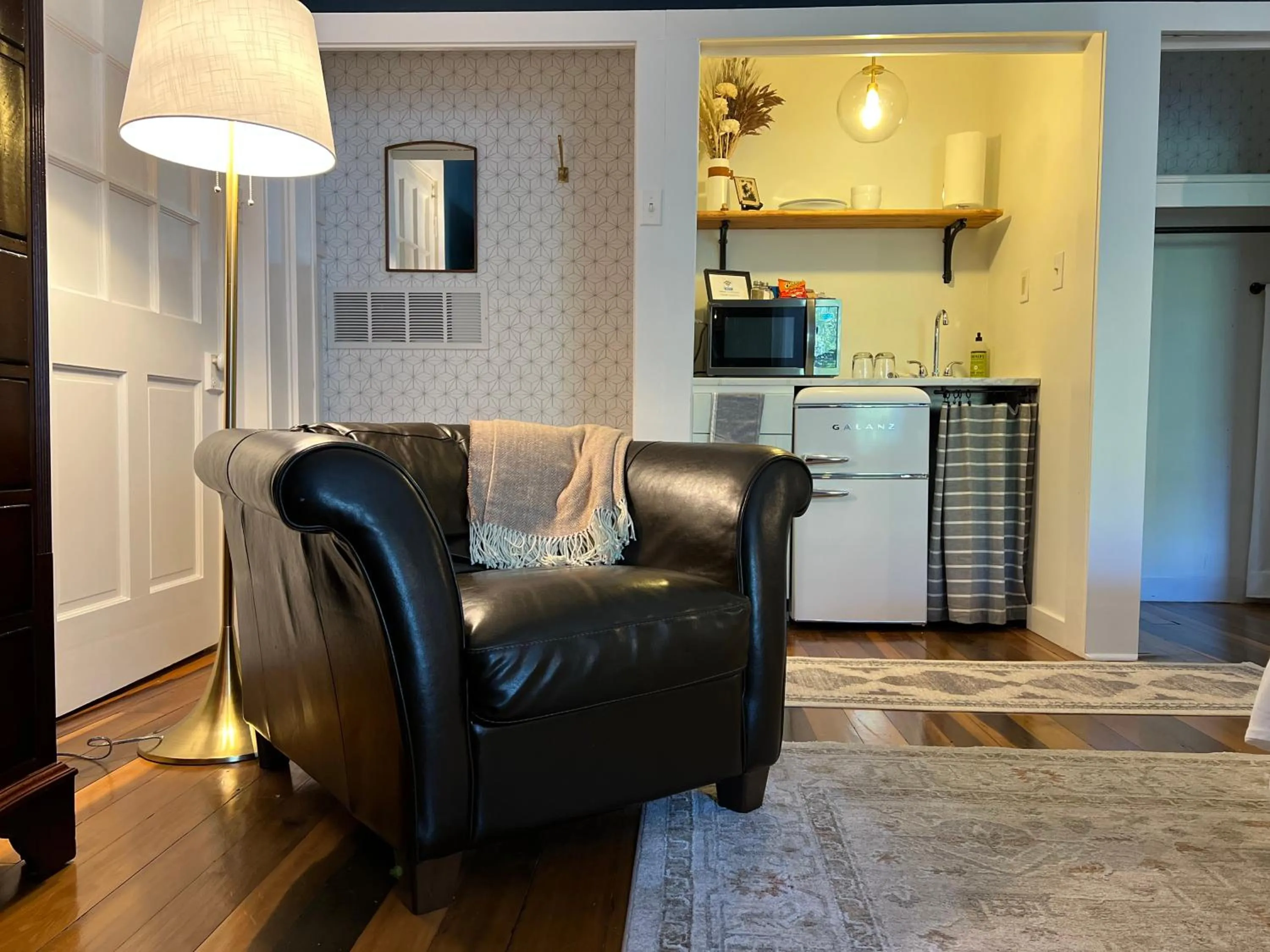 Kitchen or kitchenette in Rose Hill Inn