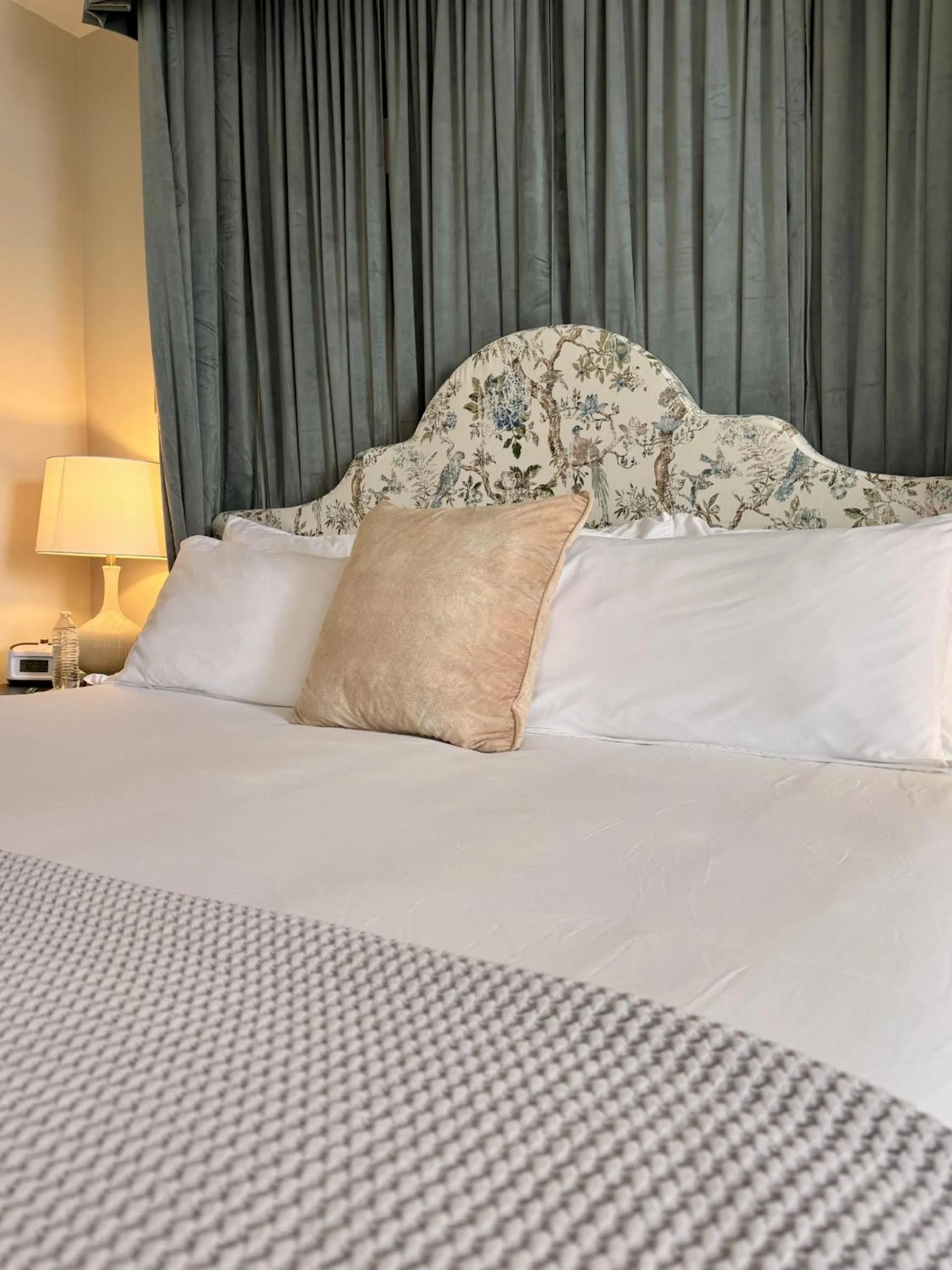 Bed in Rose Hill Inn