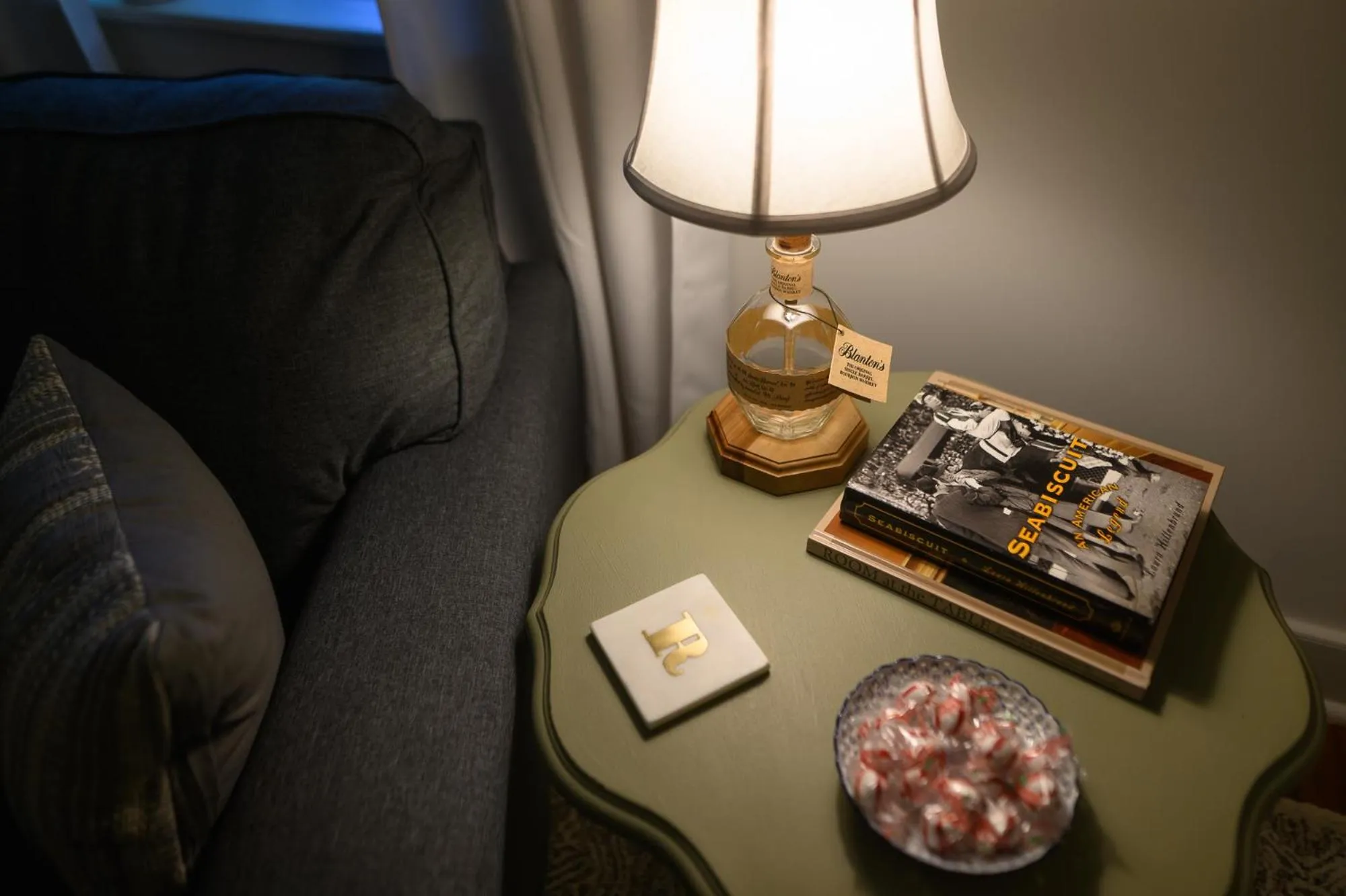 Living room in Rose Hill Inn