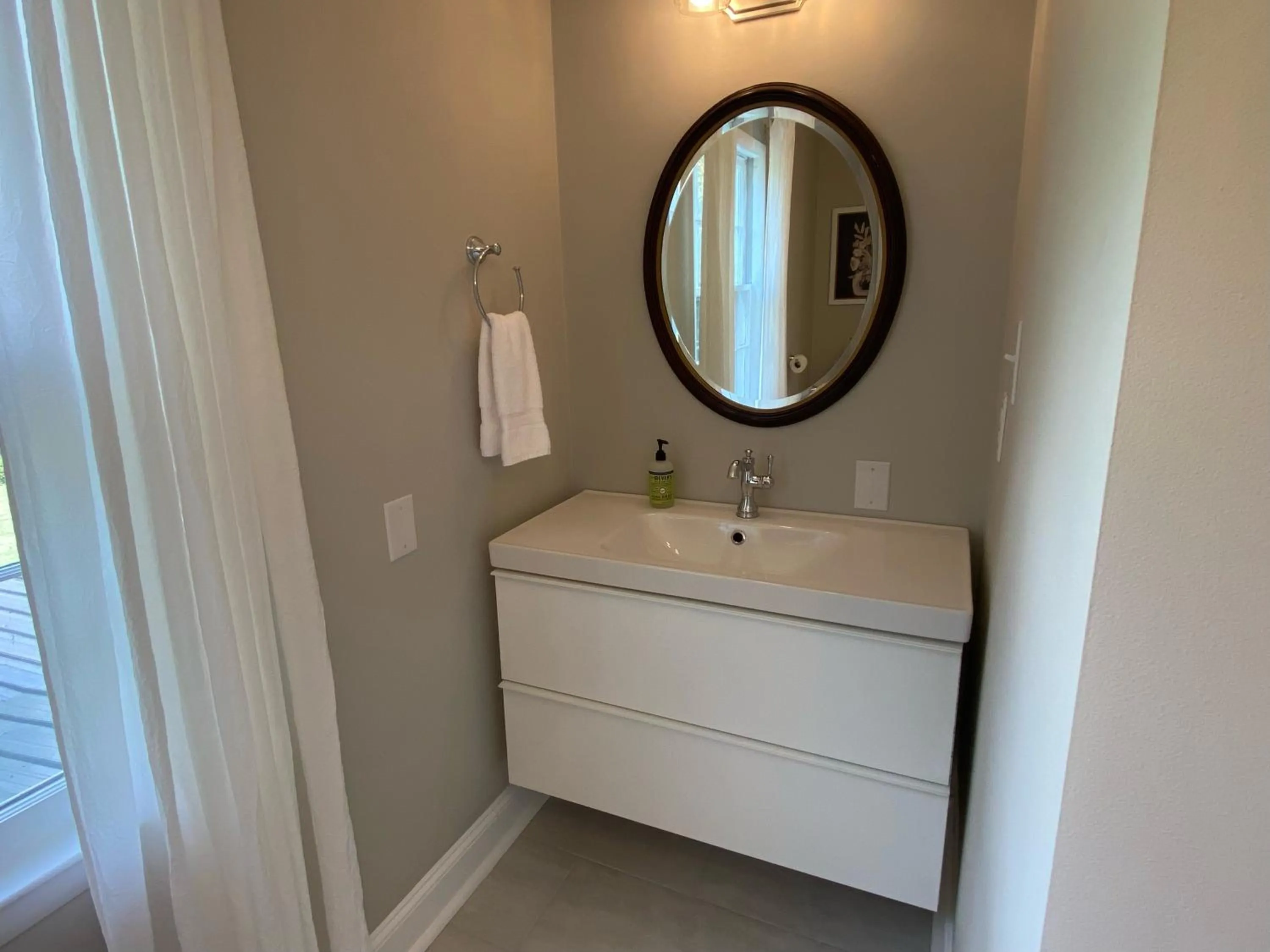 Bathroom in Rose Hill Inn