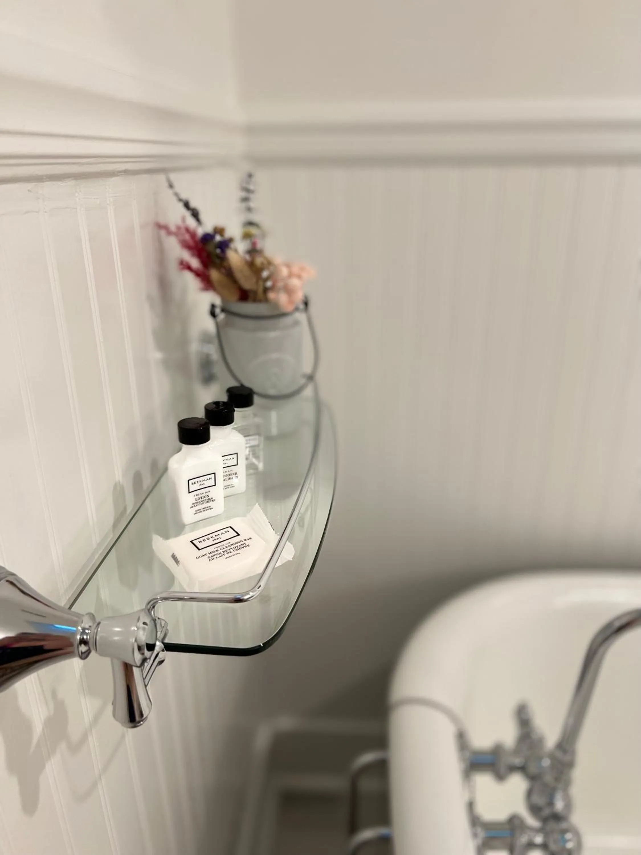 Bathroom in Rose Hill Inn