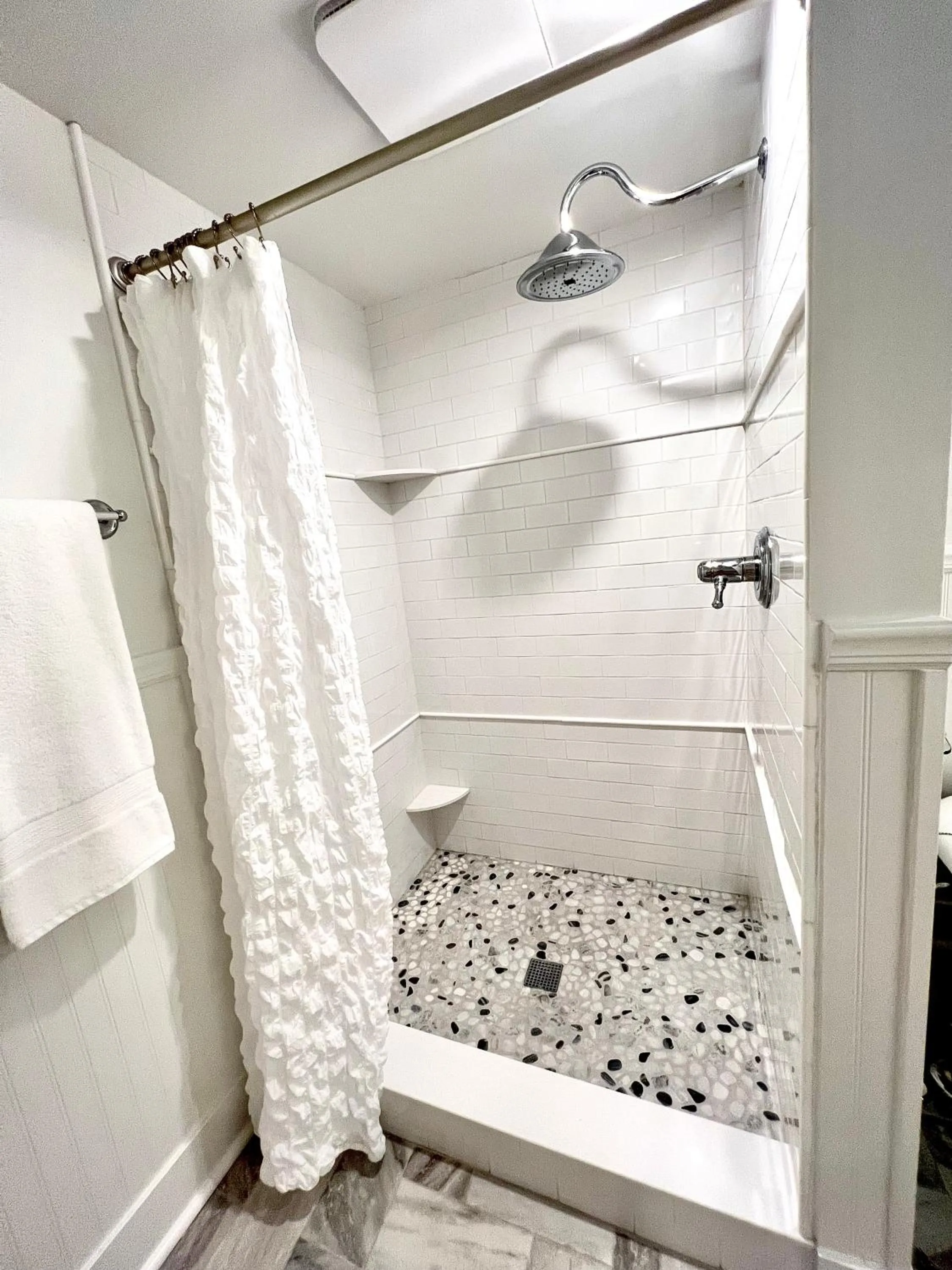 Bathroom in Rose Hill Inn