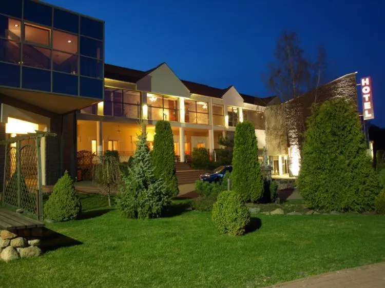 Facade/entrance in Hotel Kamiza