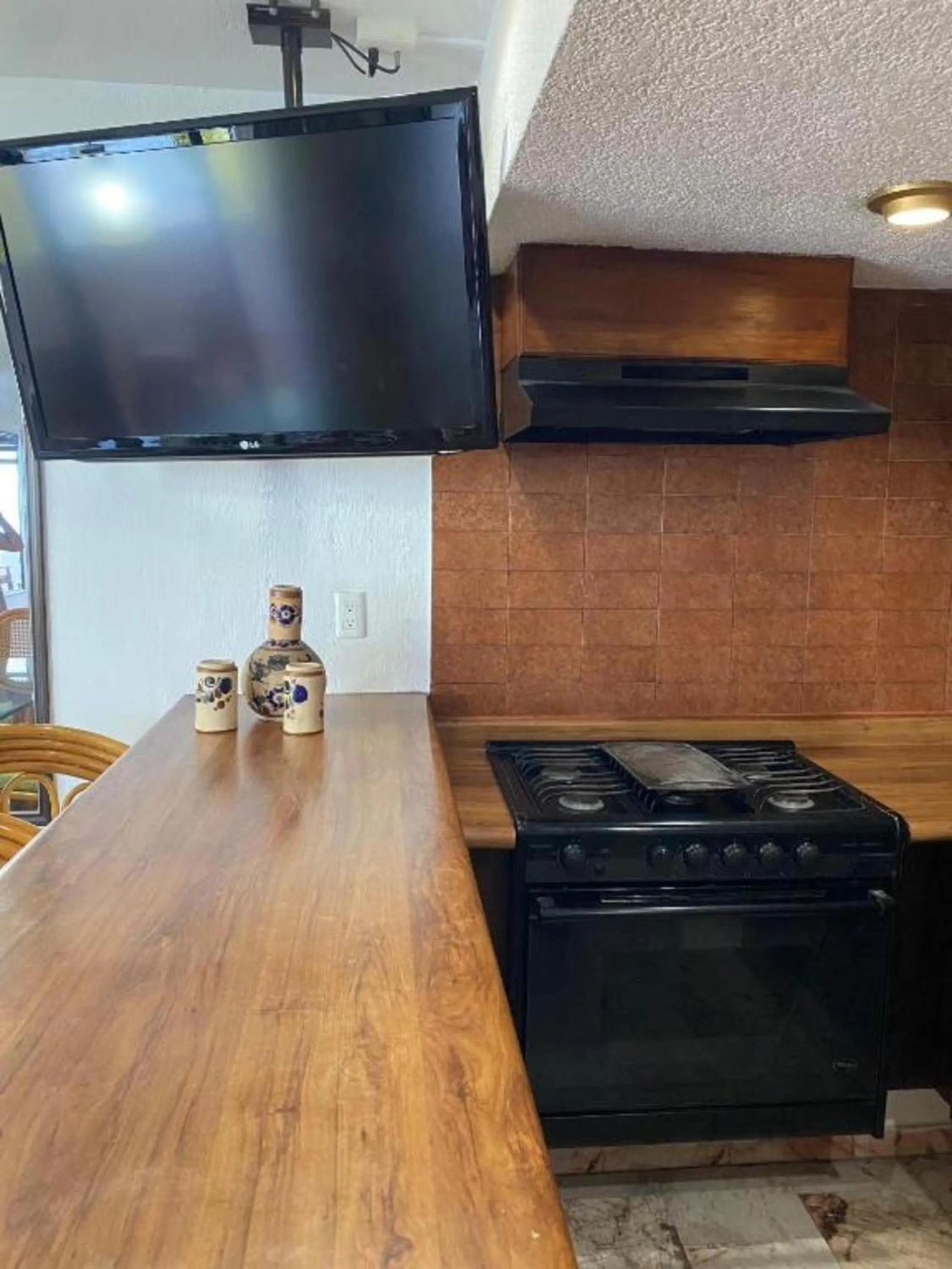 Kitchen or kitchenette in Costa Sur Resort by VRHost