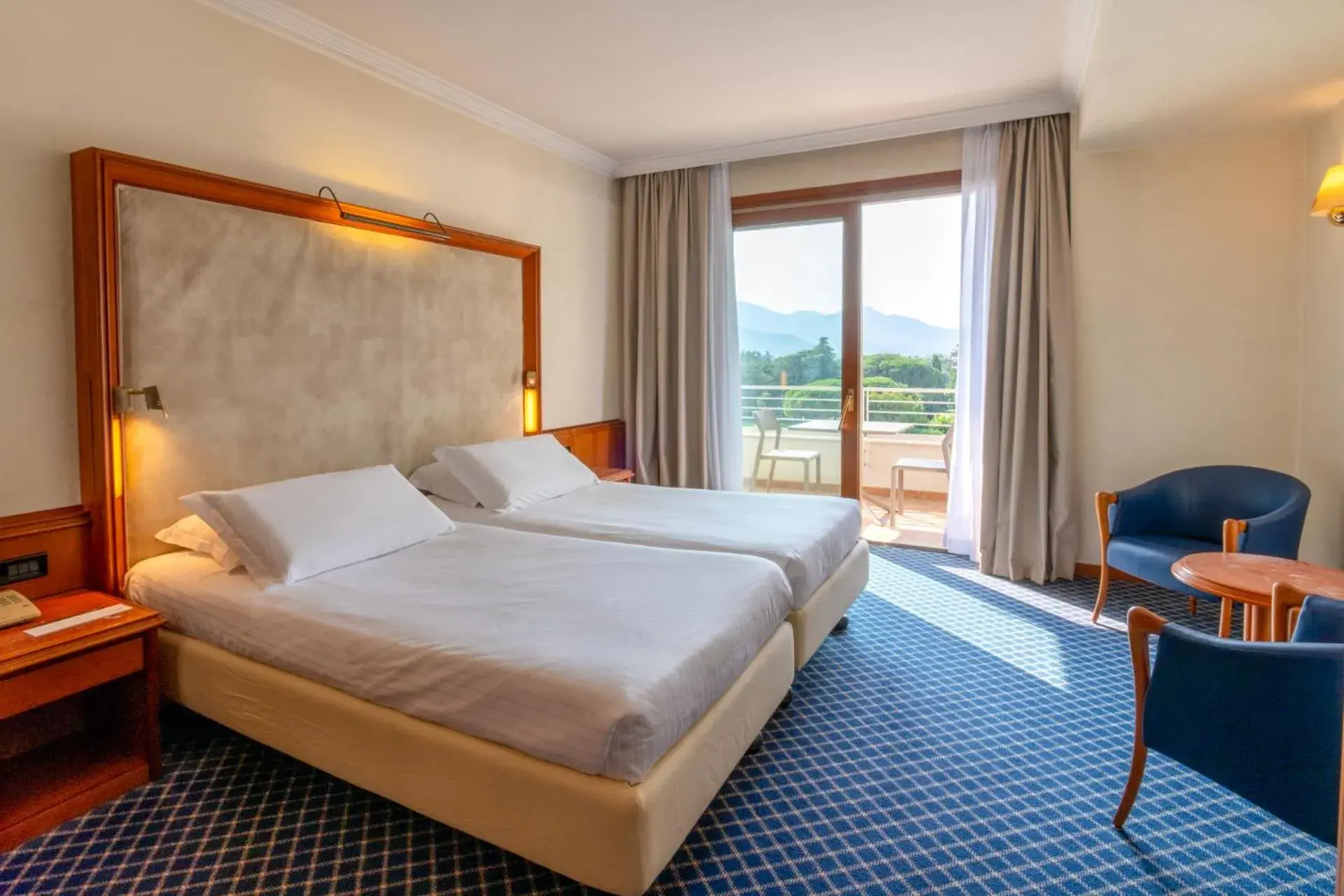 Superior Twin Room with Balcony in Galzignano Resort Terme & Golf - Hotel Splendid Superior Twin Room with Balcony in Galzignano Resort Terme & Golf - Hotel Splendid
