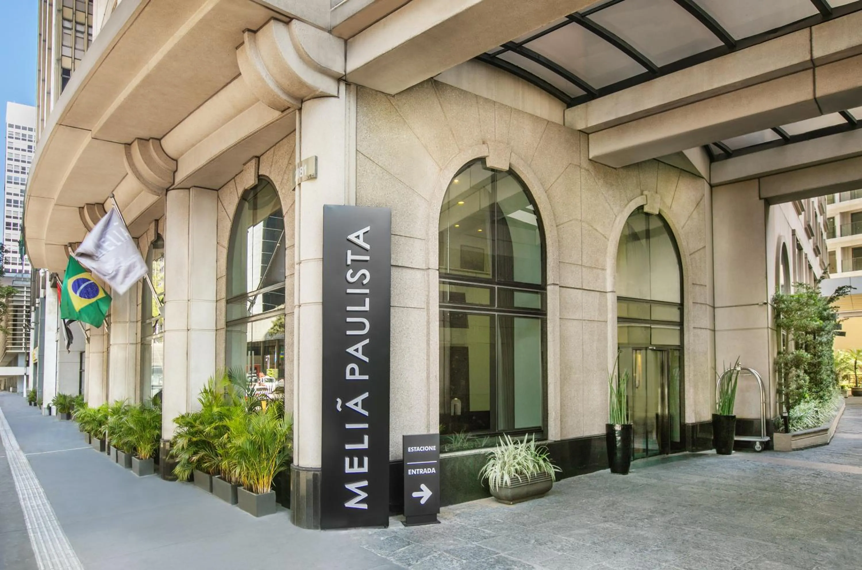 Property building in Meliá Paulista