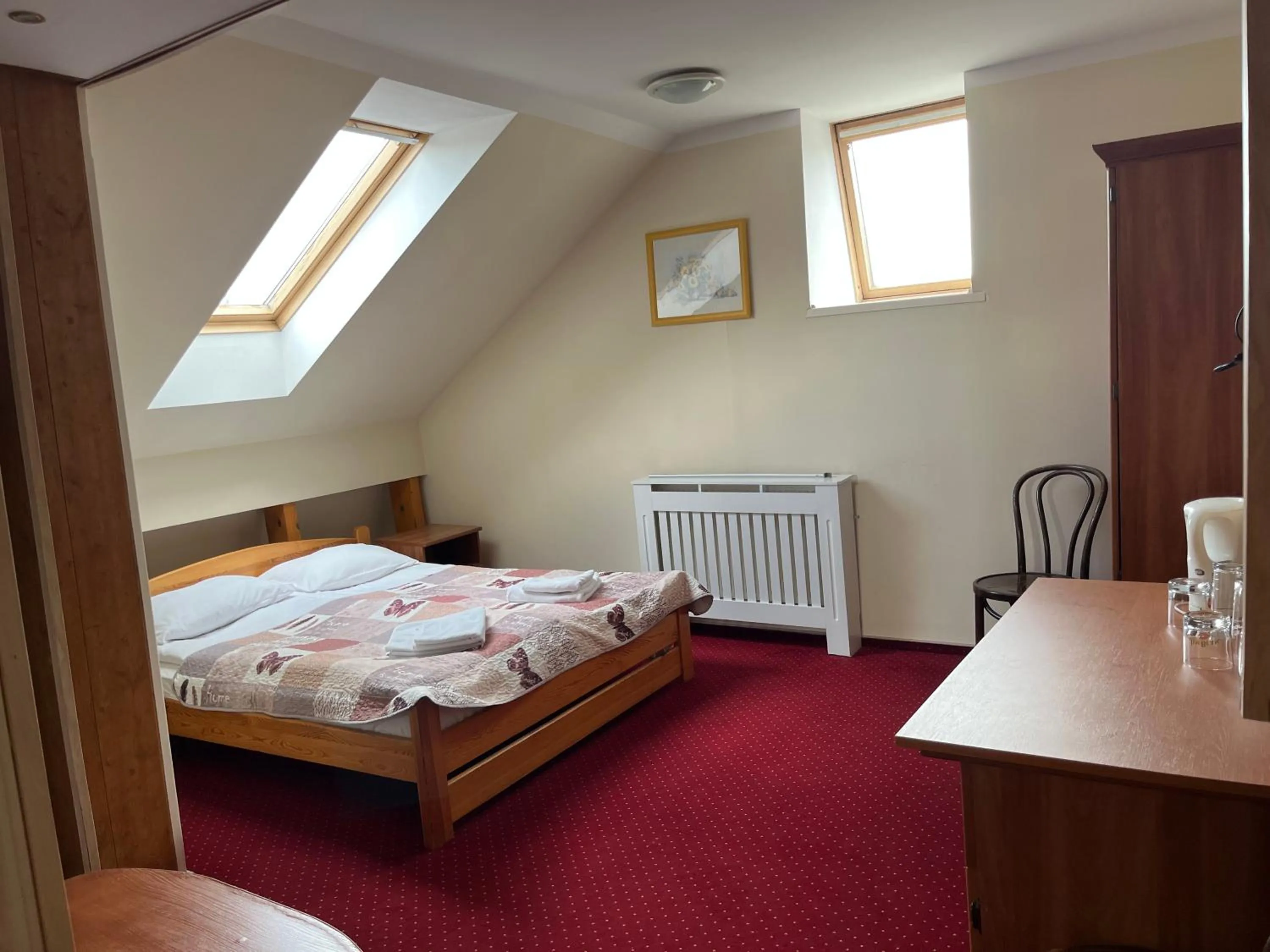 Bed in Prohibicja Peter's Pub