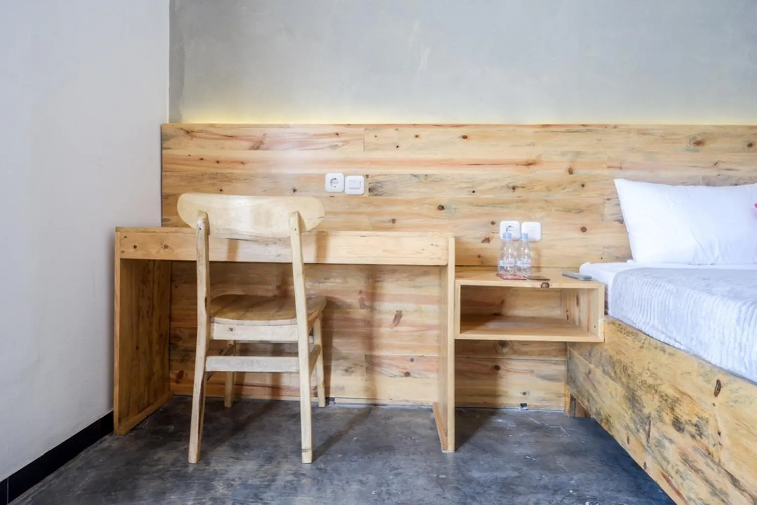 Bedroom, Bed in RedDoorz @ Klaten City