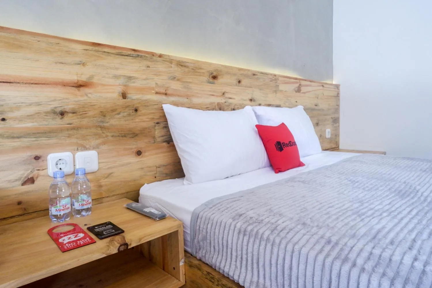 Bedroom, Bed in RedDoorz @ Klaten City