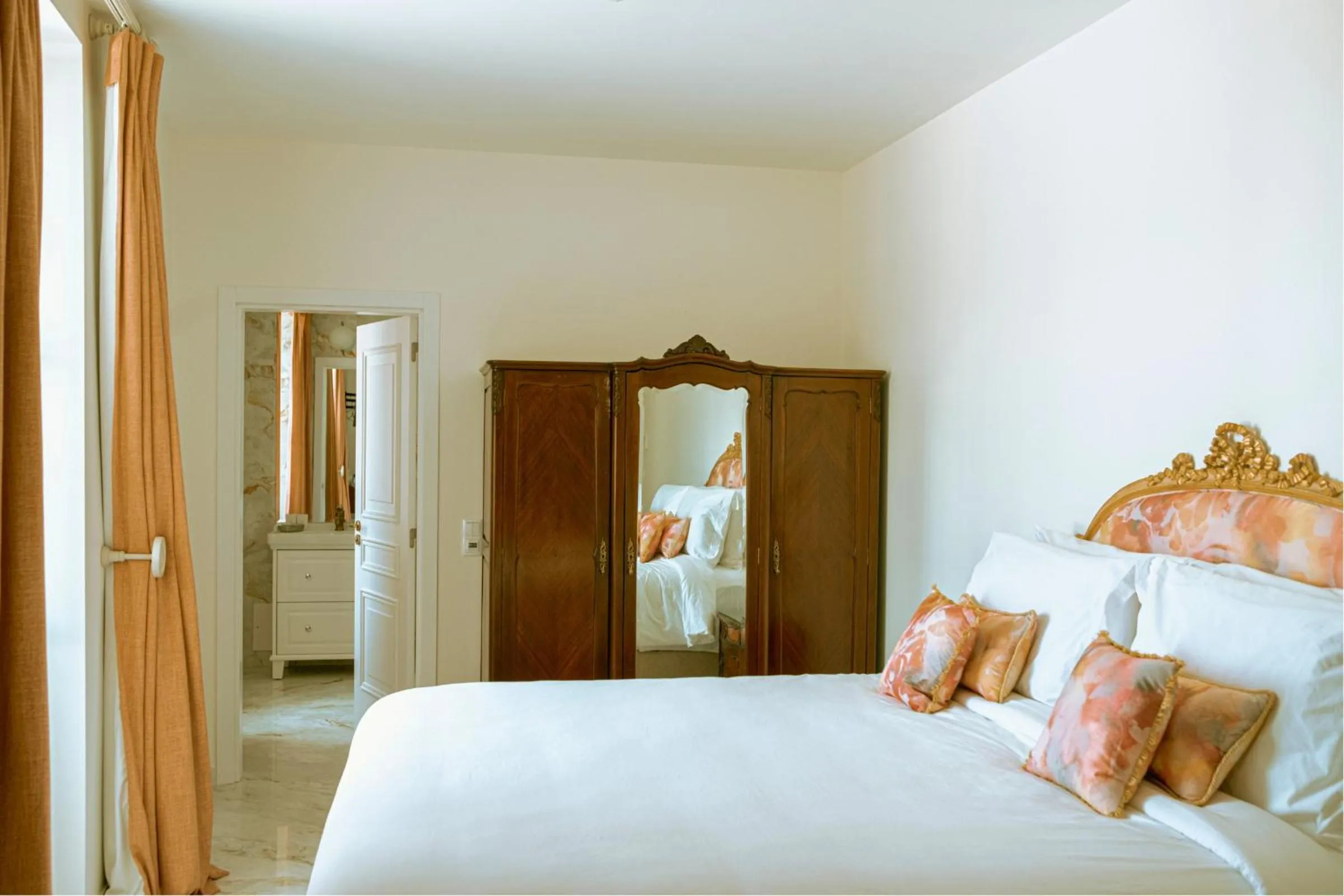 Solar Alvura Boutique Hotel