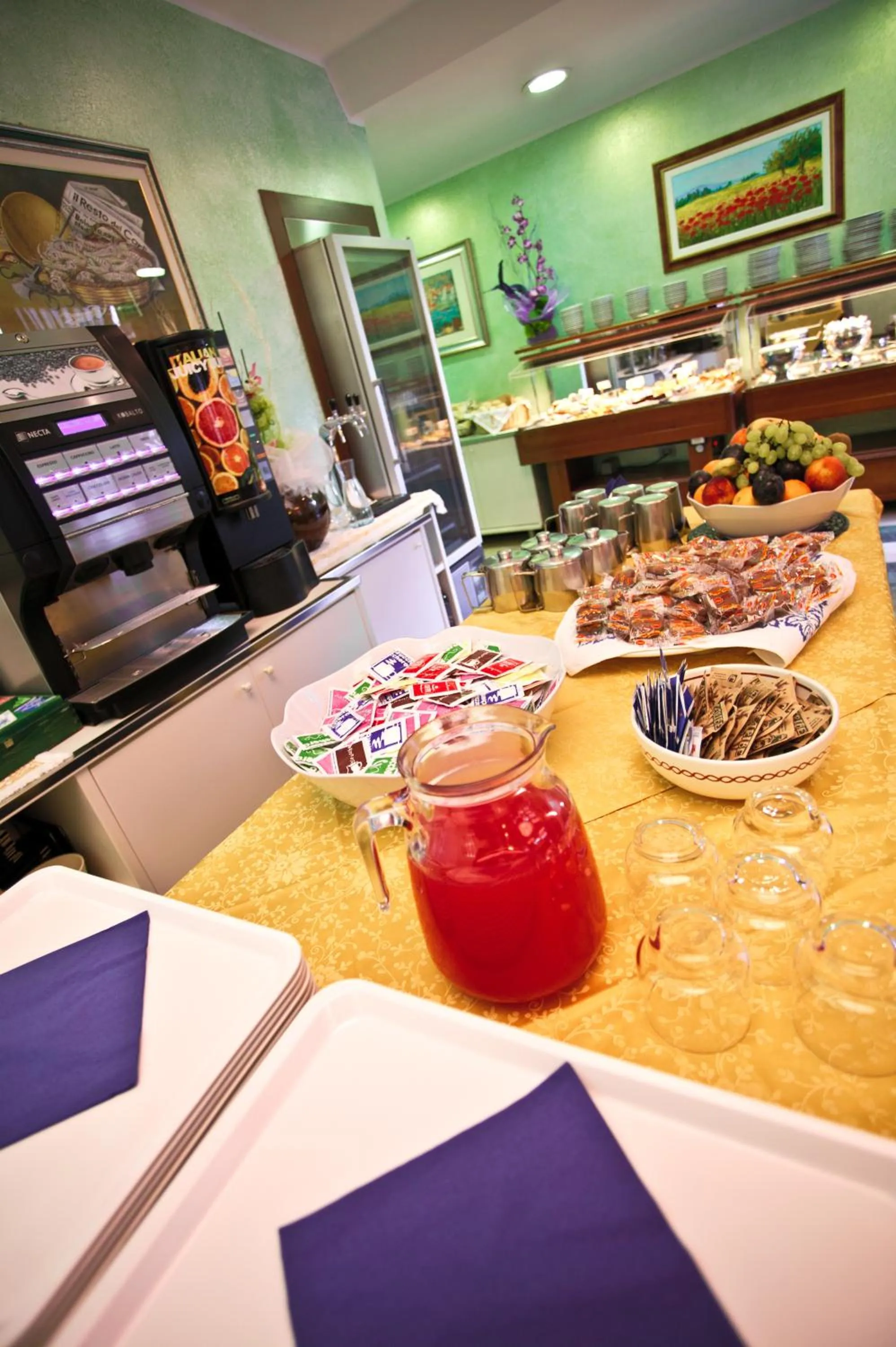 Continental breakfast in Hotel Amalfi