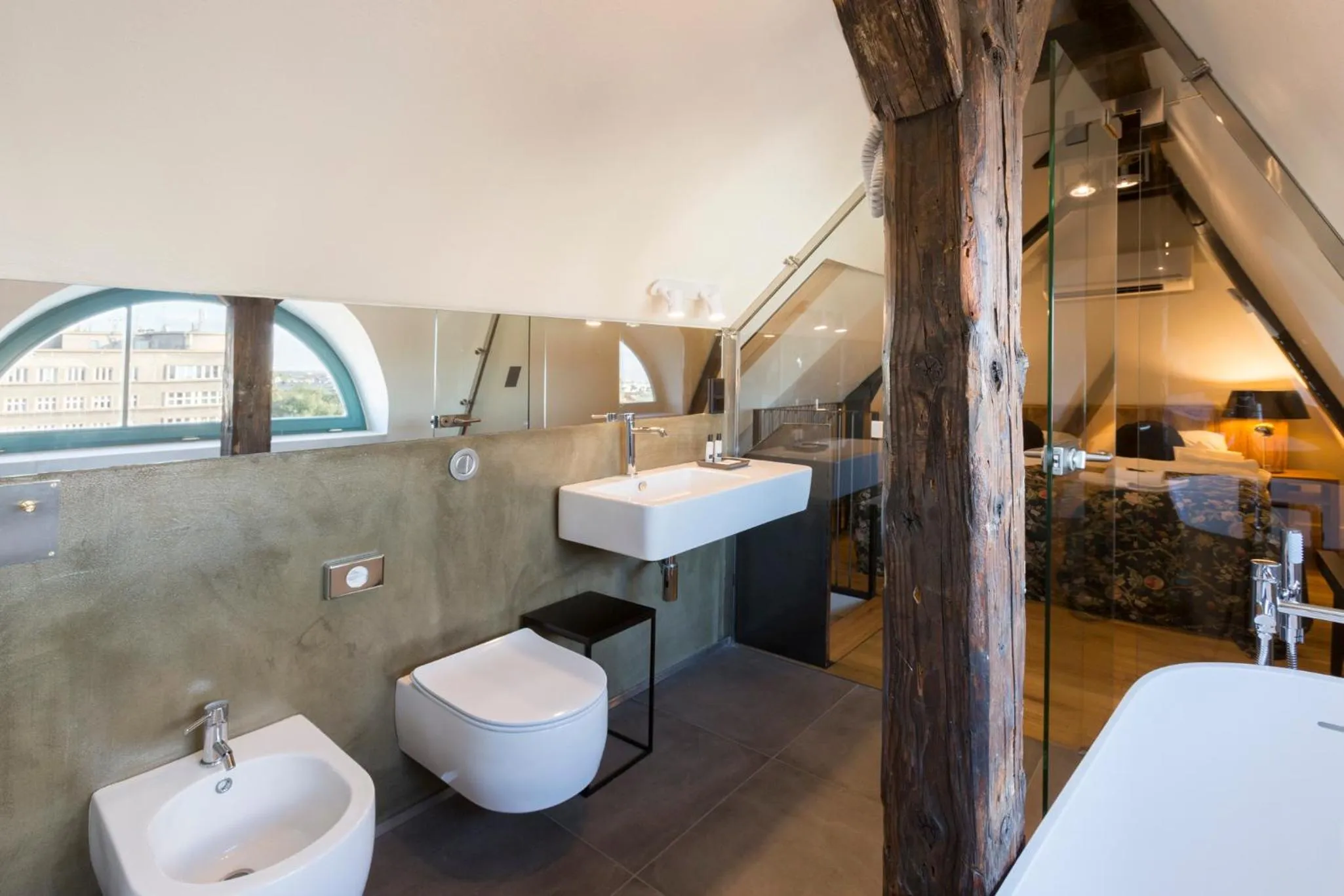 Bathroom in Antique Apartments Plac Szczepański