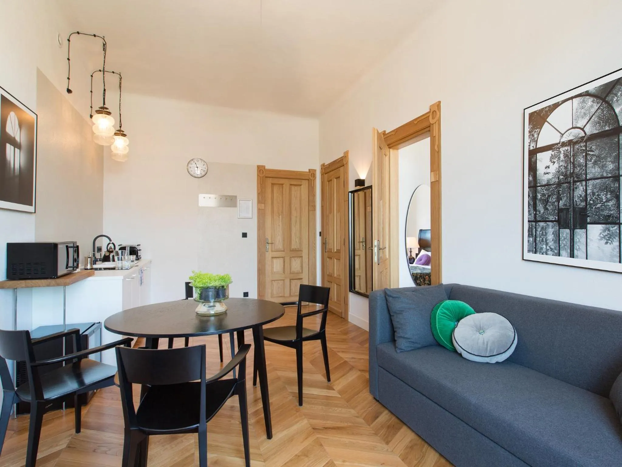 Dining area in Antique Apartments Plac Szczepański