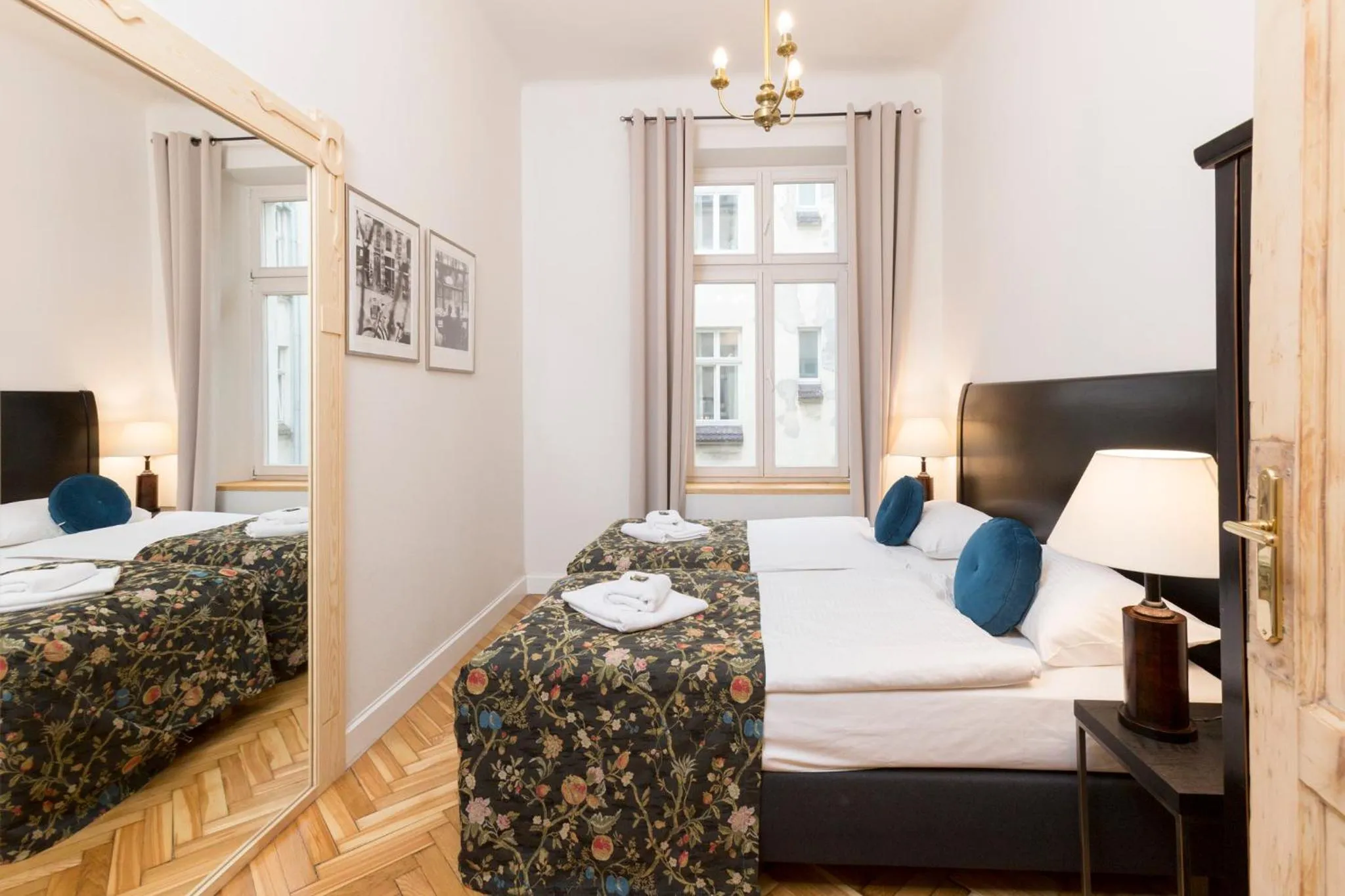 Bedroom, Bed in Antique Apartments Plac Szczepański