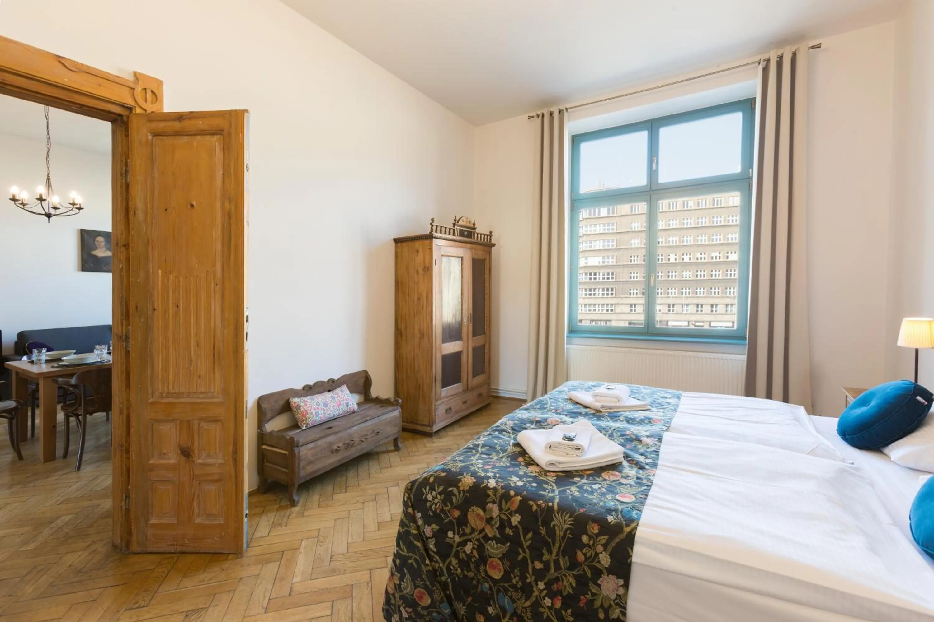 Bed in Antique Apartments Plac Szczepański