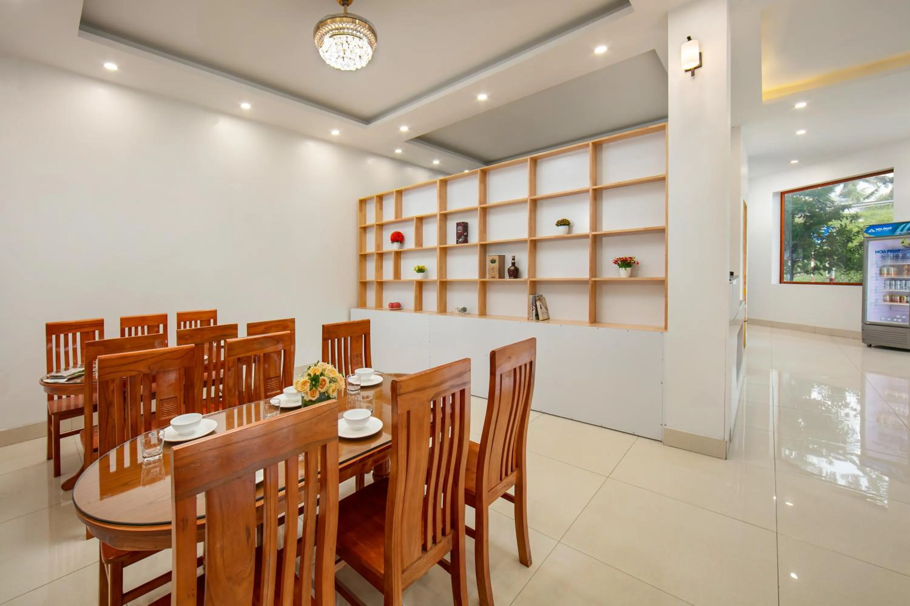 Restaurant/places to eat in Hanoi Airport Suites Hostel & Travel