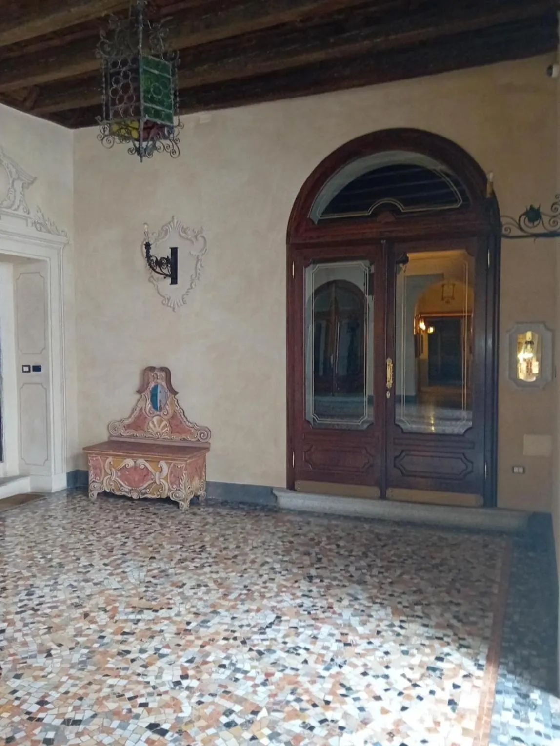 Facade/entrance in Hotel Santa Marta Suites