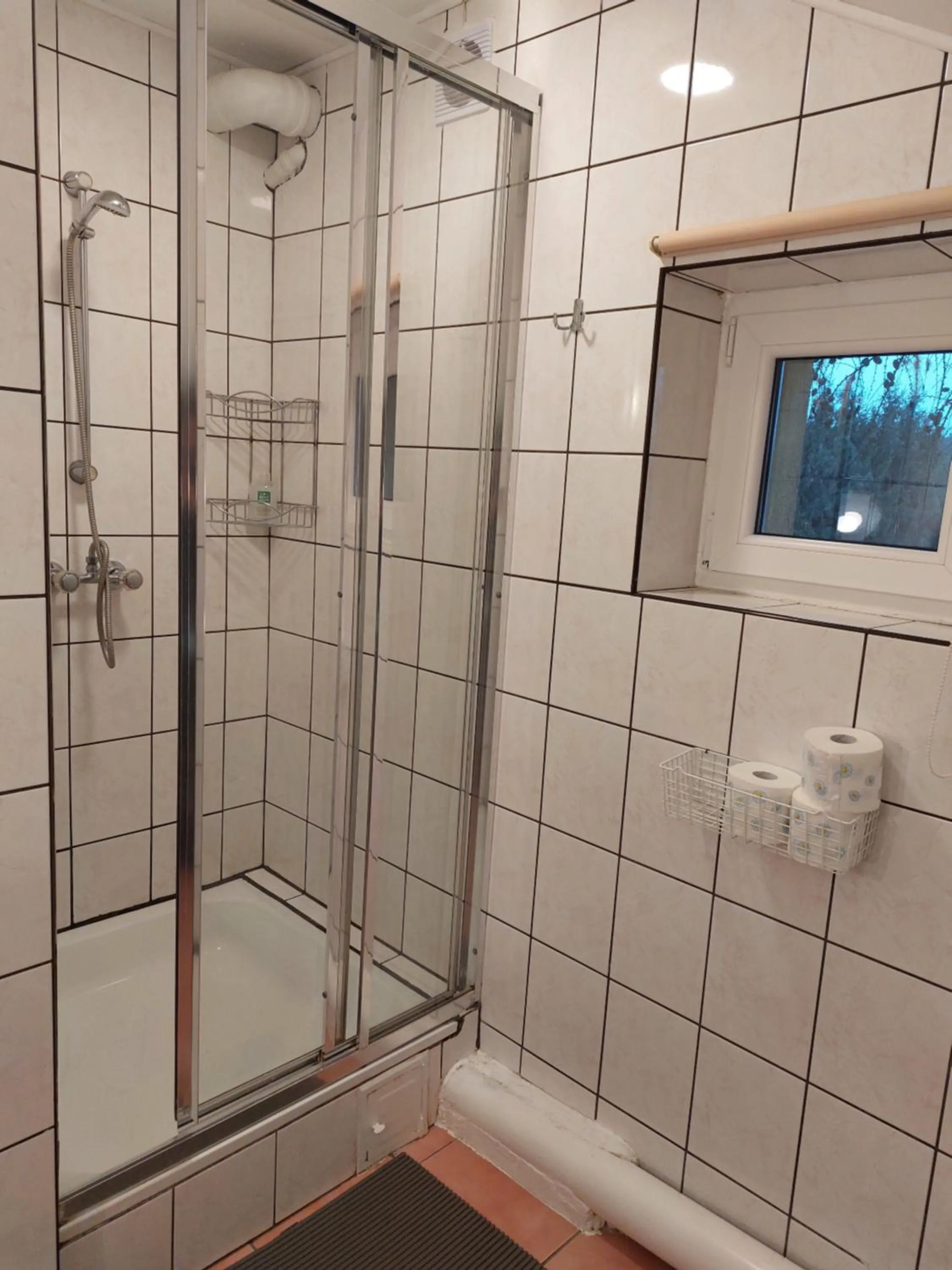 Shower in Zajazd Ustronie