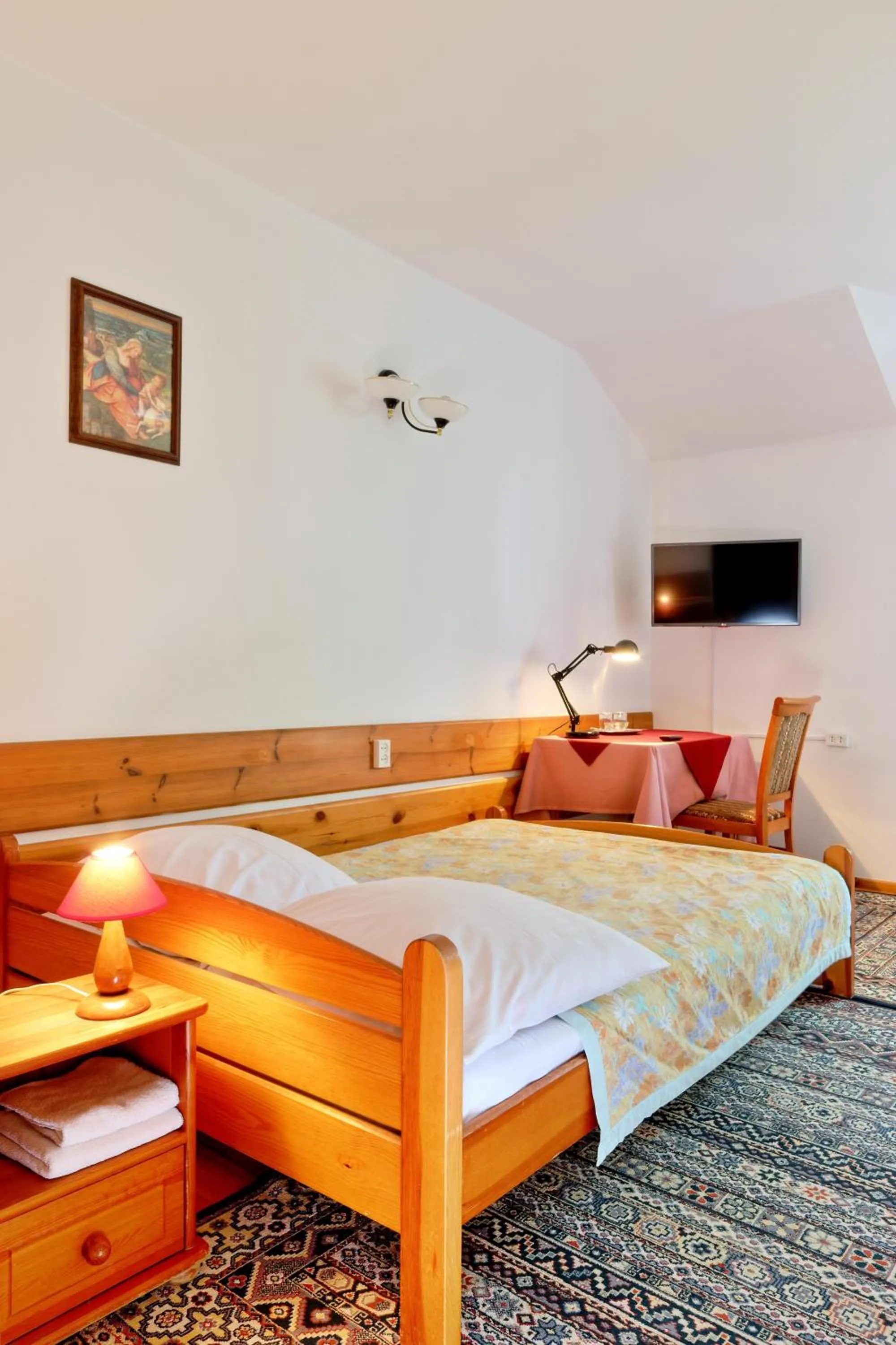 Property building, Bed in Zajazd Ustronie