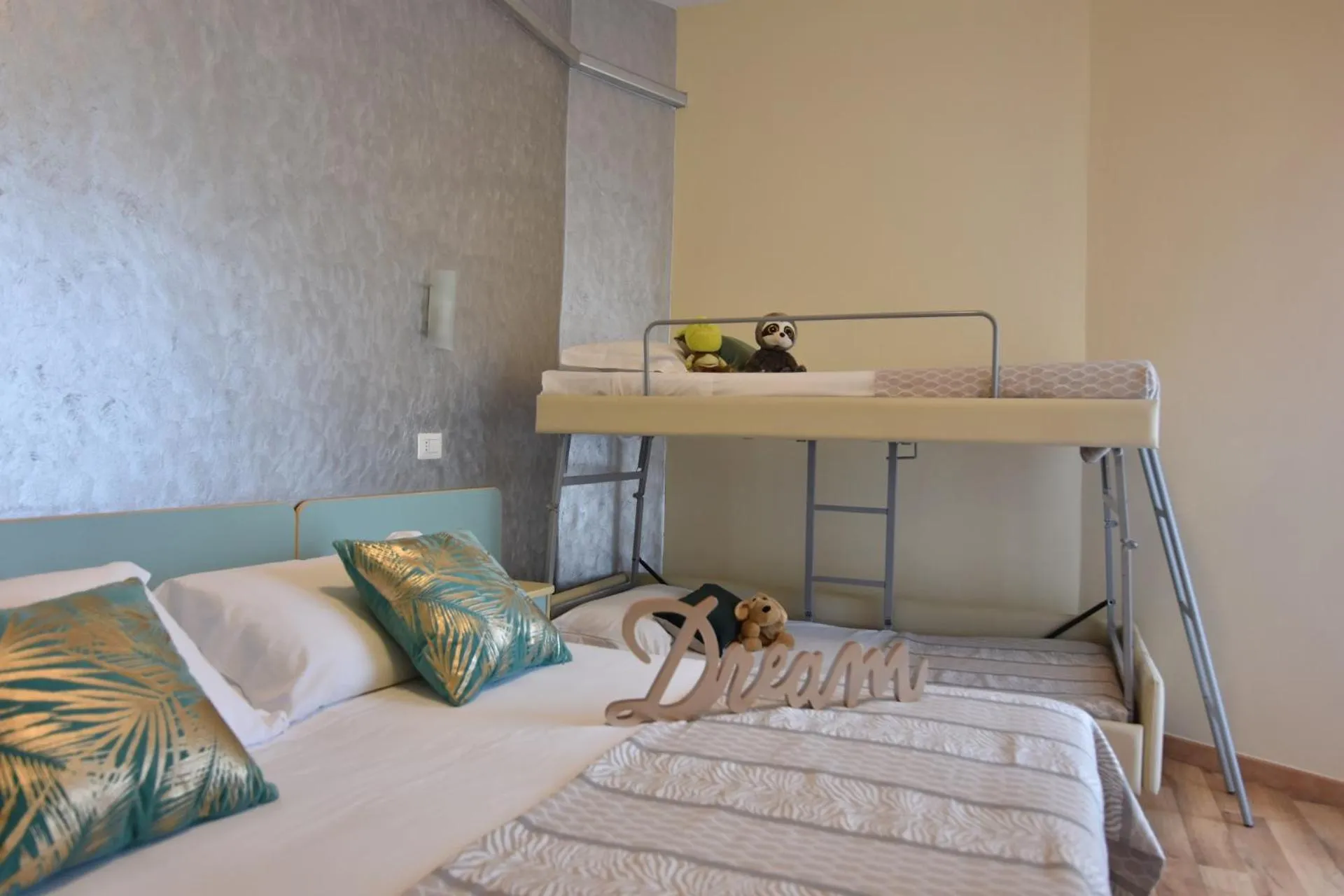 Bedroom in Hotel Jumbo