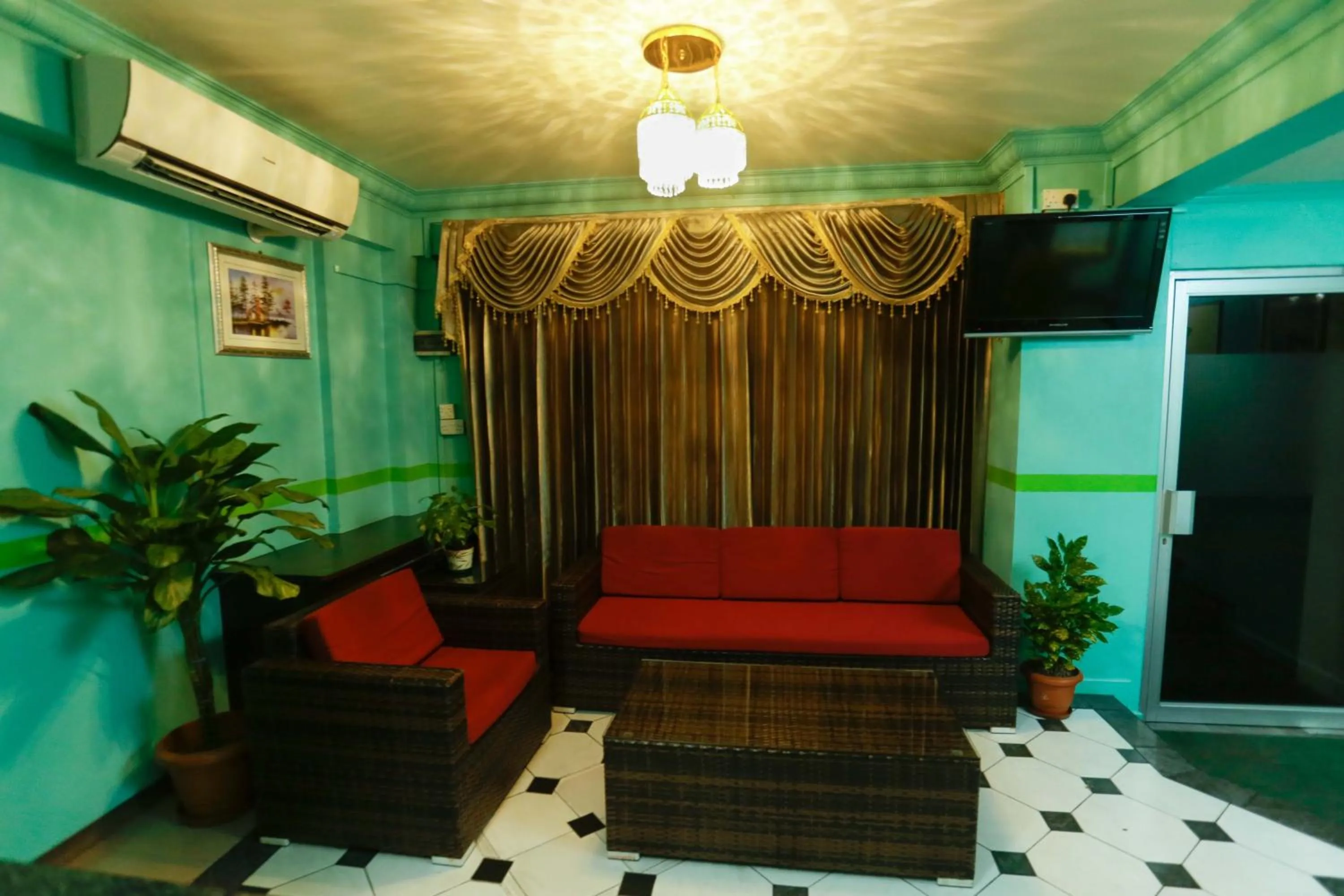 Lobby or reception in Off Day Inn