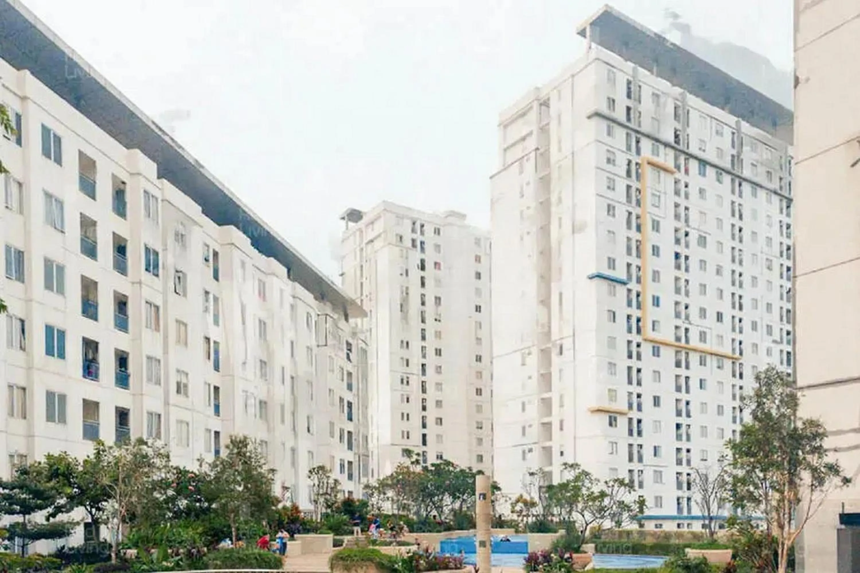 Property building in RedLiving Apartemen Bassura City - Byrin Property Tower Heliconia